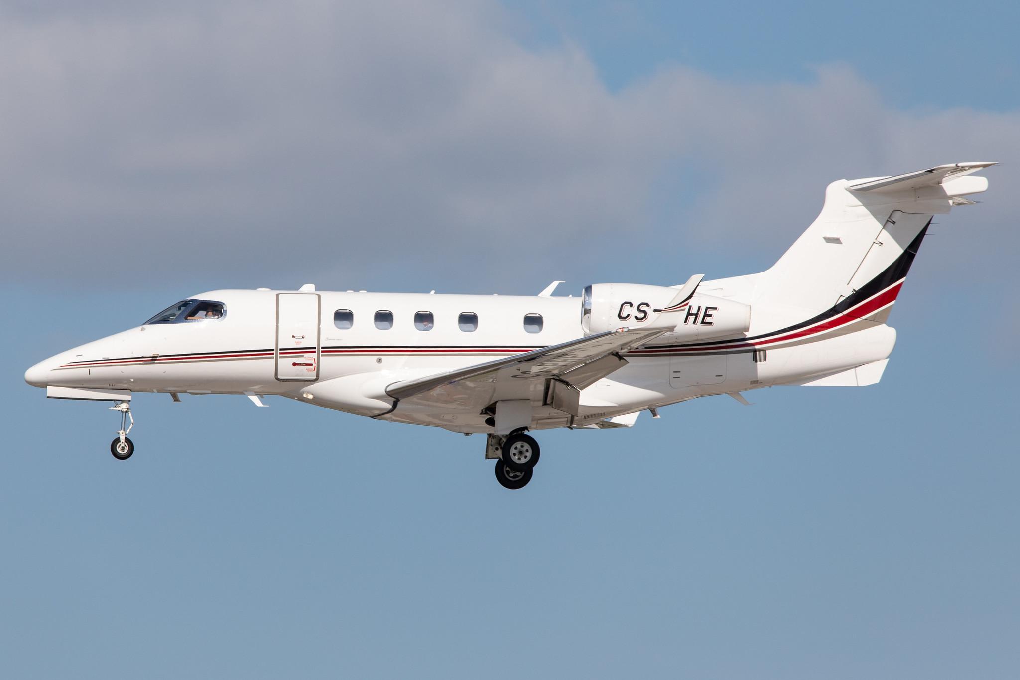 Hamburg Airport: Netjets Europe (/ NJE) | Operator: NetJets |  Embraer Phenom 300 E55P | CS-PHE | MSN 50500252