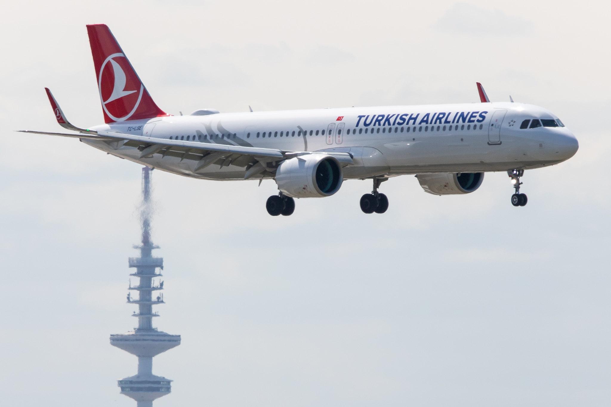 Hamburg Airport: Turkish Airlines (TK / THY) |  Airbus A321-271NX A21N | TC-LSE | MSN 8732