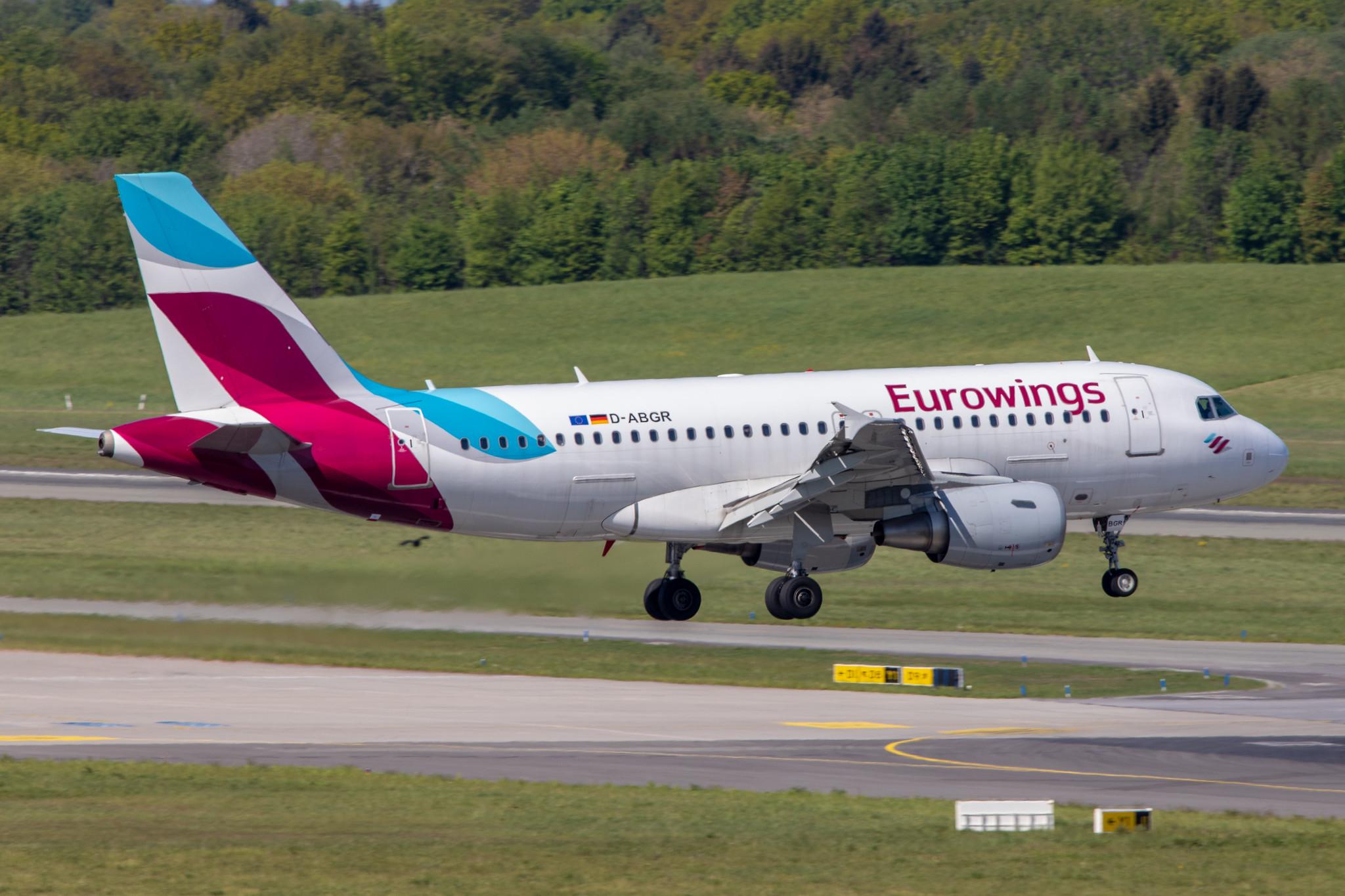 Hamburg Airport: Eurowings (EW / EWG) |  Airbus A319-112 A319 | D-ABGR | MSN 3704