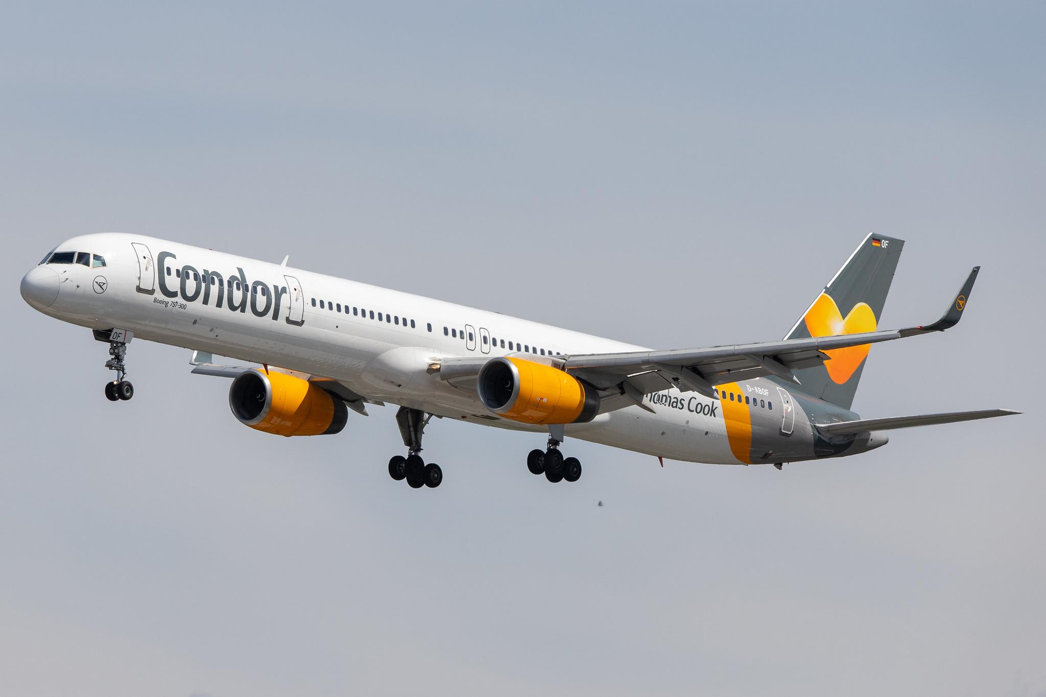 Hamburg Airport: Condor (DE / CFG) |  Boeing 757-330 B753 | D-ABOF | MSN 29013