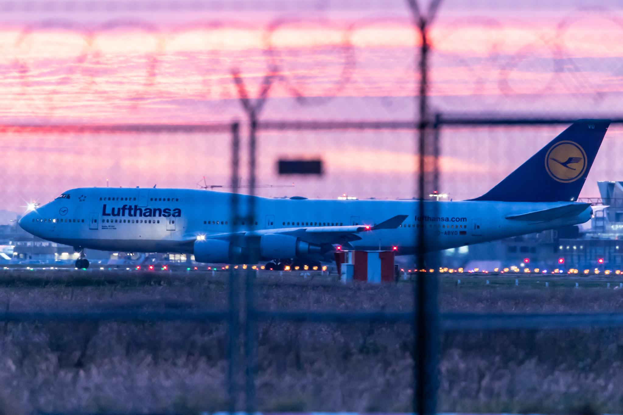 Frankfurt Airport: Lufthansa (LH / DLH) |  Boeing 747-430 B744 | D-ABVO | MSN 28086