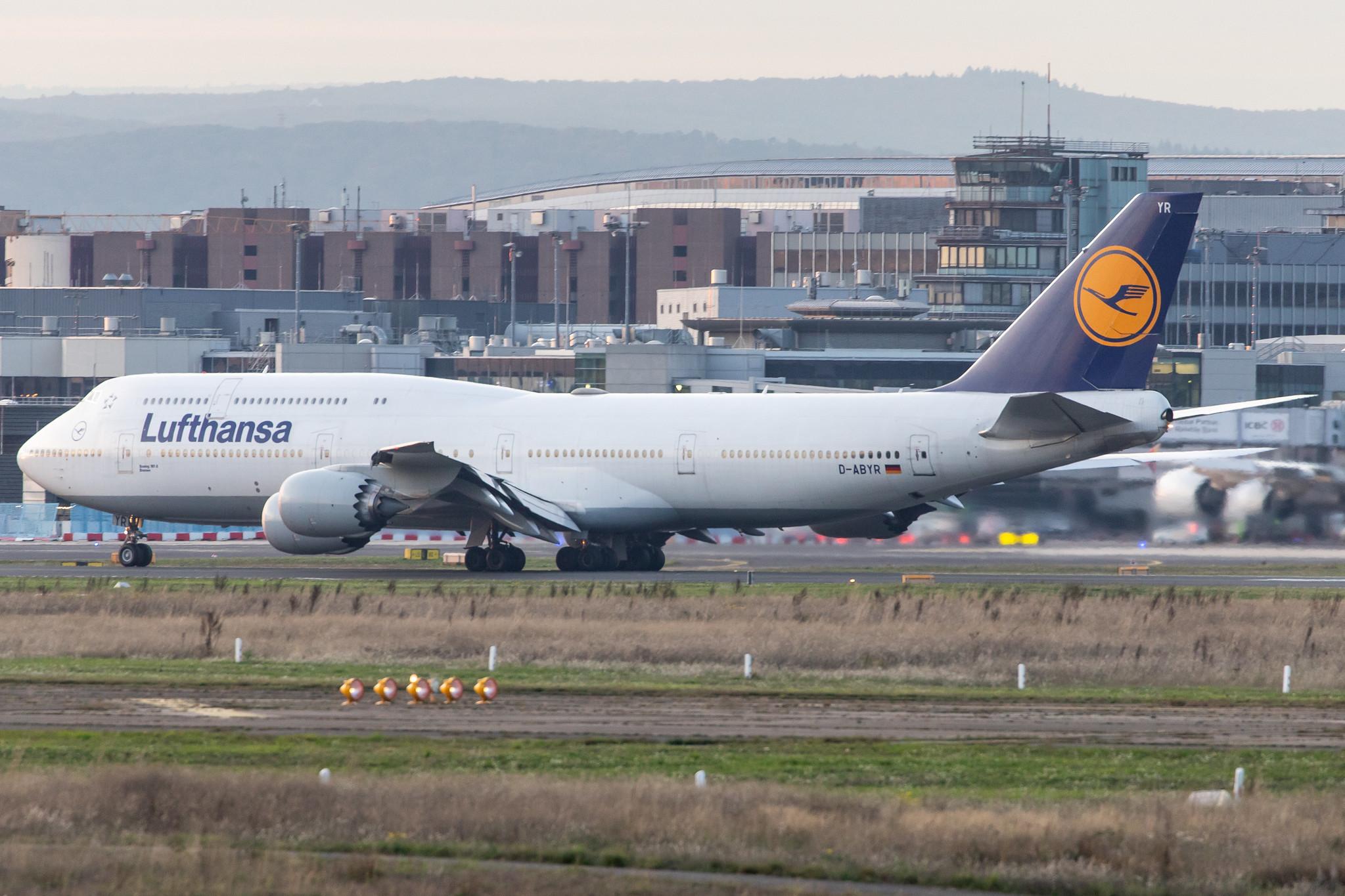 Frankfurt Airport: Lufthansa (LH / DLH) |  Boeing 747-830 B748 | D-ABYR | MSN 37842