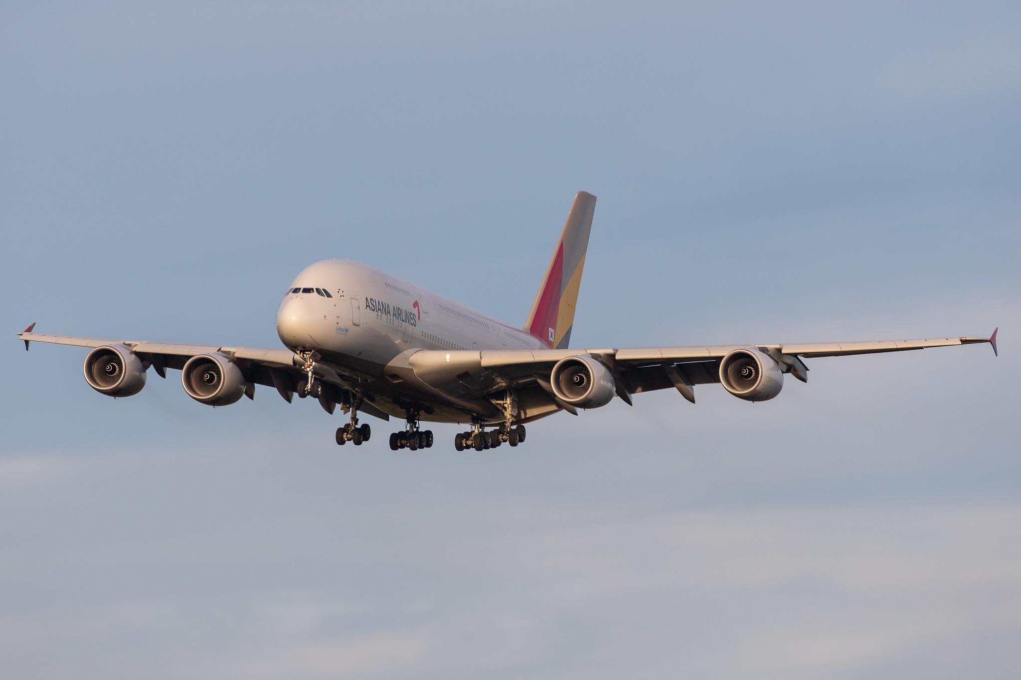 Frankfurt Airport: Asiana Airlines (OZ / AAR) |  Airbus A380-841 A388 | HL7634 | MSN 179