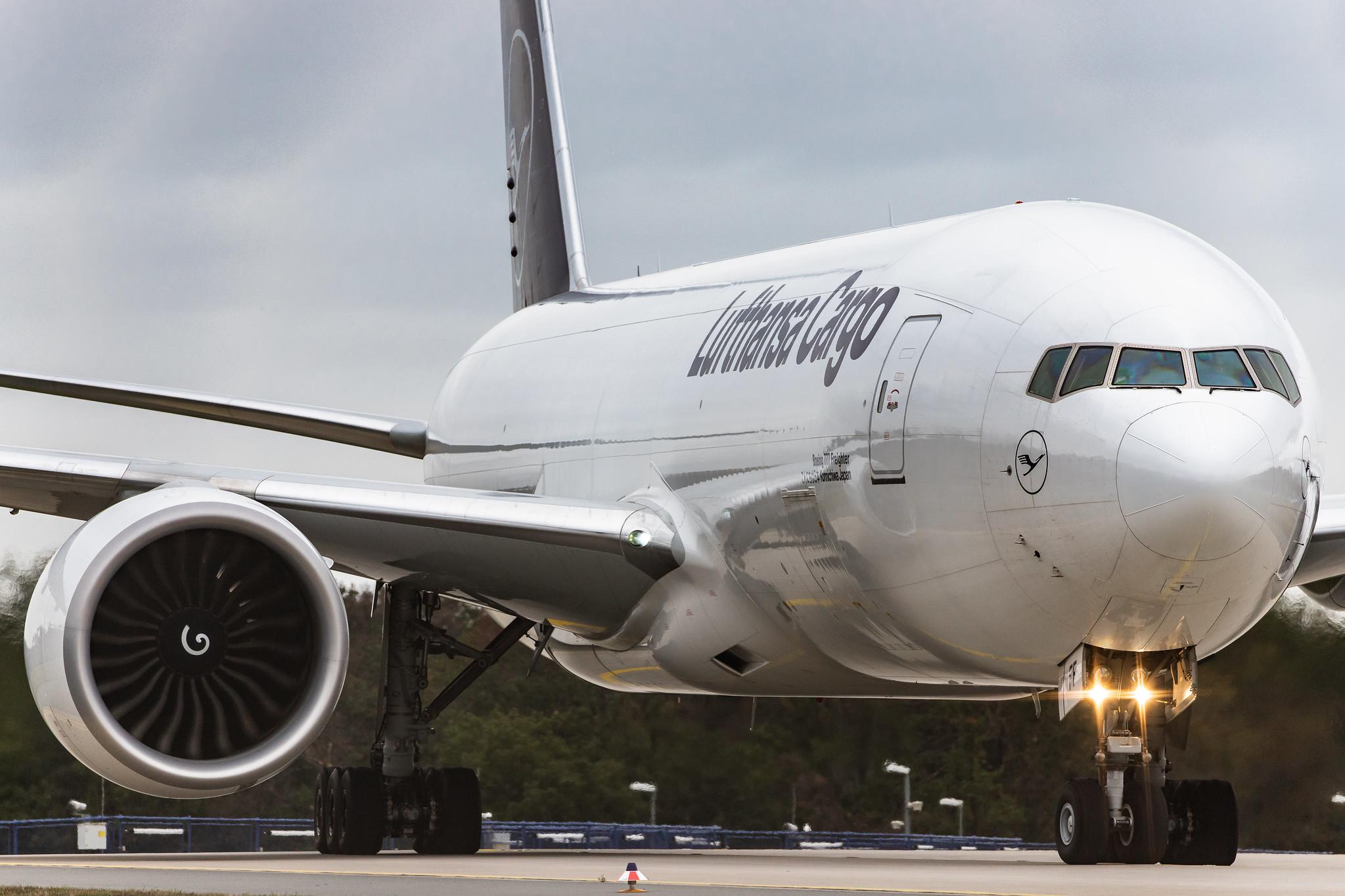 Frankfurt Airport: Lufthansa Cargo (/ GEC) |  Boeing 777-FBT B77L | D-ALFF | MSN 66089
