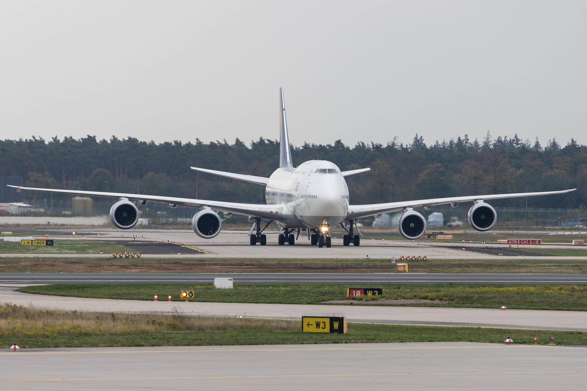 Frankfurt Airport: Lufthansa (LH / DLH) |  Boeing 747-830 B748 | D-ABYM | MSN 37837