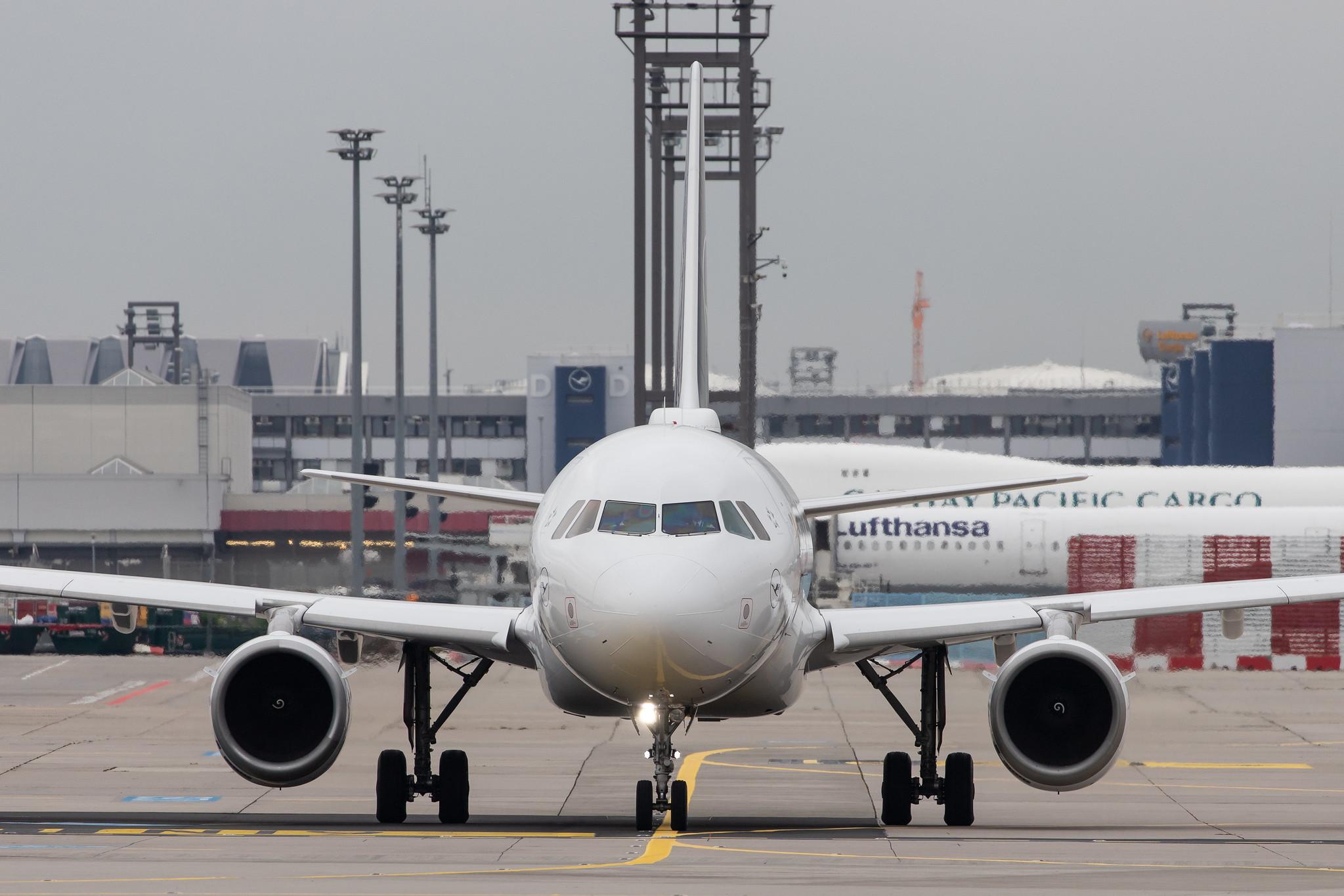 Frankfurt Airport: Lufthansa (LH / DLH) |  Airbus A319-114 A319 | D-AILM | MSN 0694