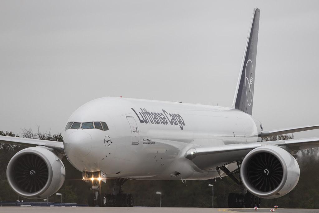 Frankfurt Airport: Lufthansa Cargo (/ GEC) |  Boeing 777-FBT B77L | D-ALFF | MSN 66089