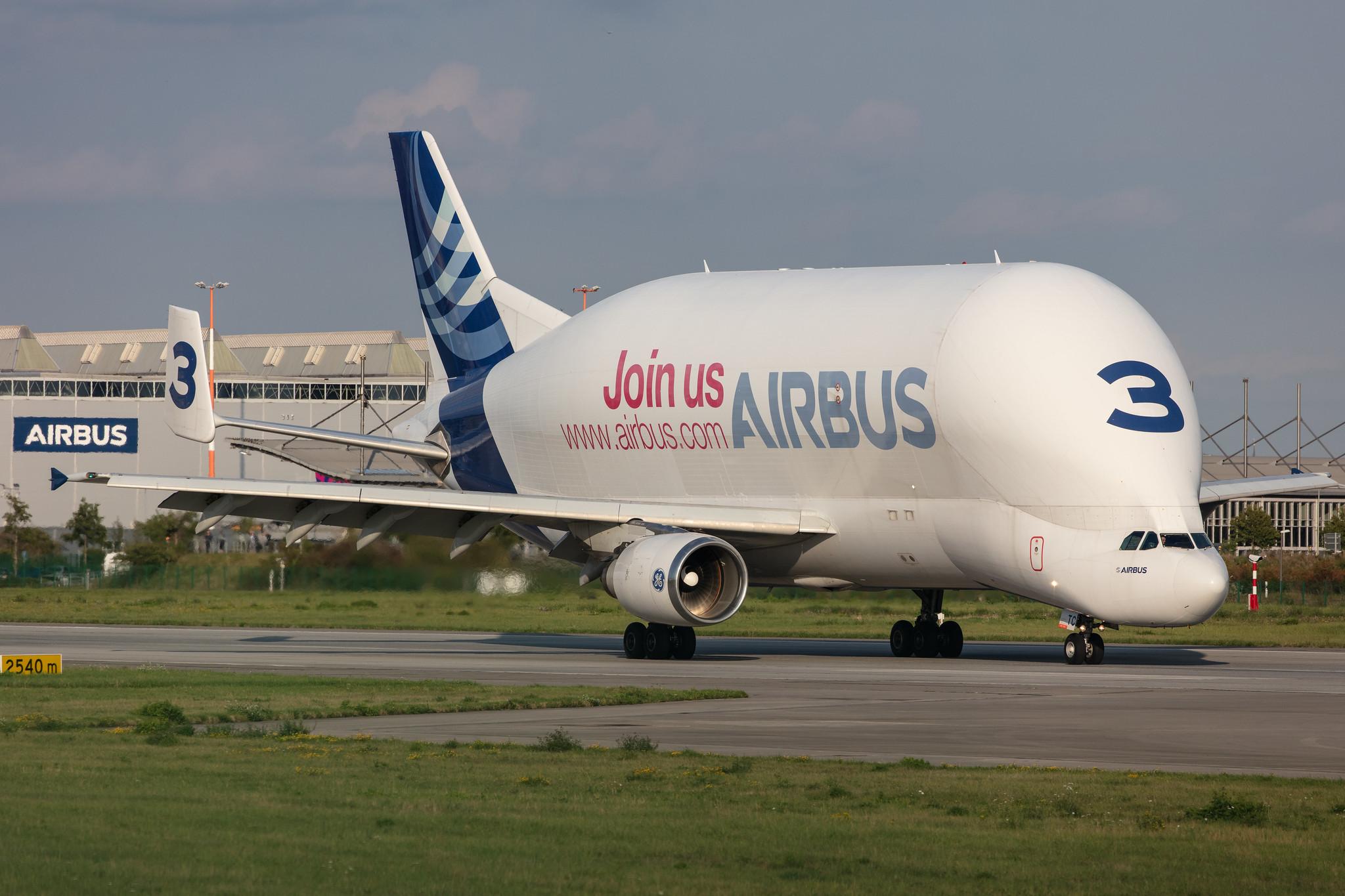 Hamburg Finkenwerder: Airbus Transport International (4Y / BGA) |  Airbus A300-608ST Beluga A3ST | F-GSTC | MSN 765