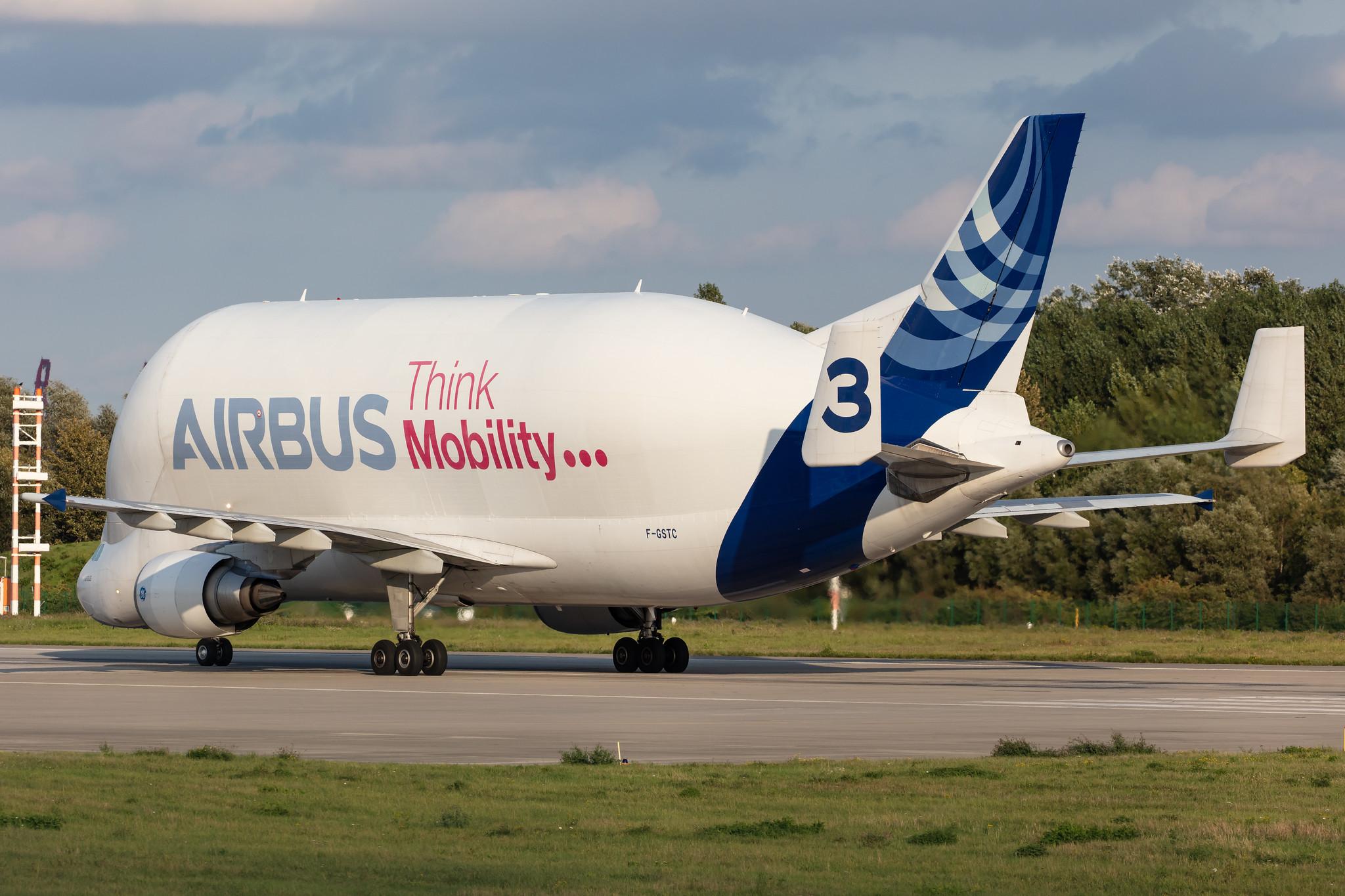Hamburg Finkenwerder: Airbus Transport International (4Y / BGA) |  Airbus A300-608ST Beluga A3ST | F-GSTC | MSN 765