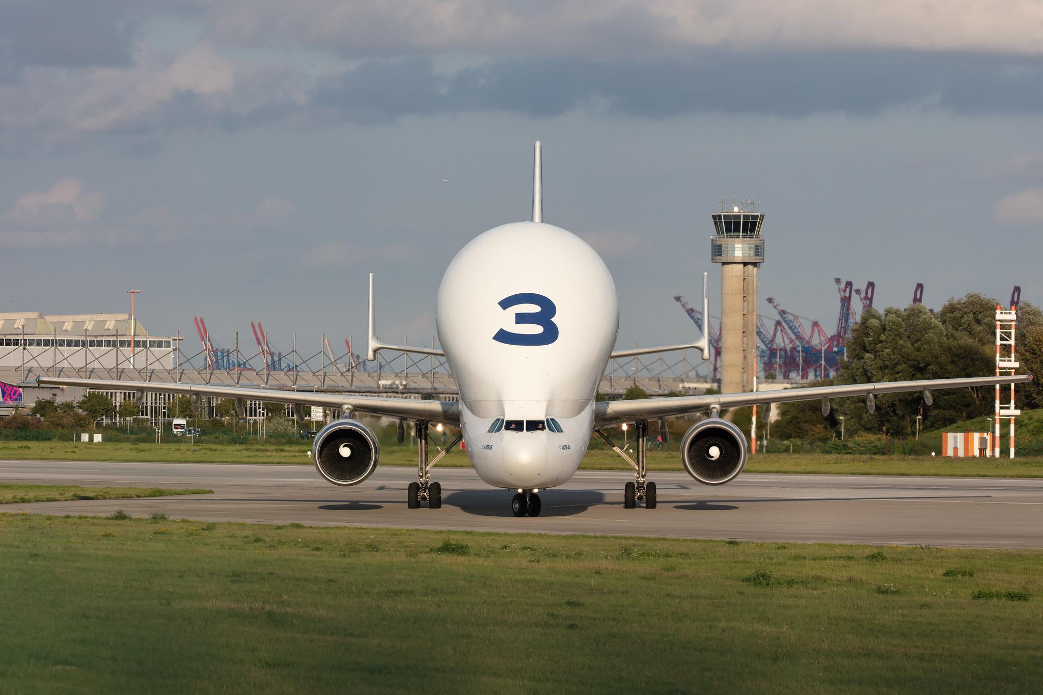 Hamburg Finkenwerder: Airbus Transport International (4Y / BGA) |  Airbus A300-608ST Beluga A3ST | F-GSTC | MSN 765