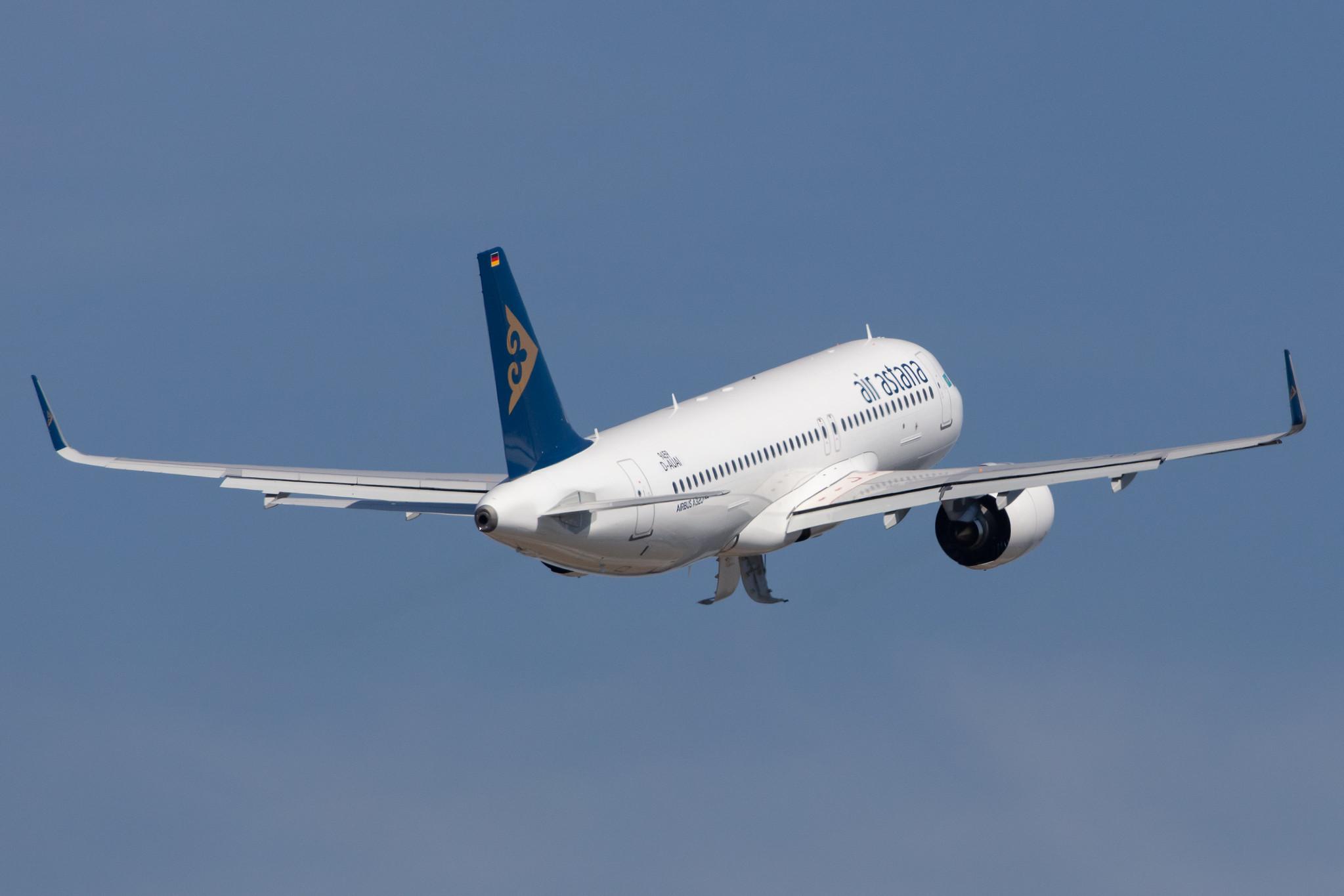 Hamburg Finkenwerder: Air Astana (KC / KZR) |  Airbus A320-271N A20N | D-AUAI (P4-KBK ) | MSN 9459