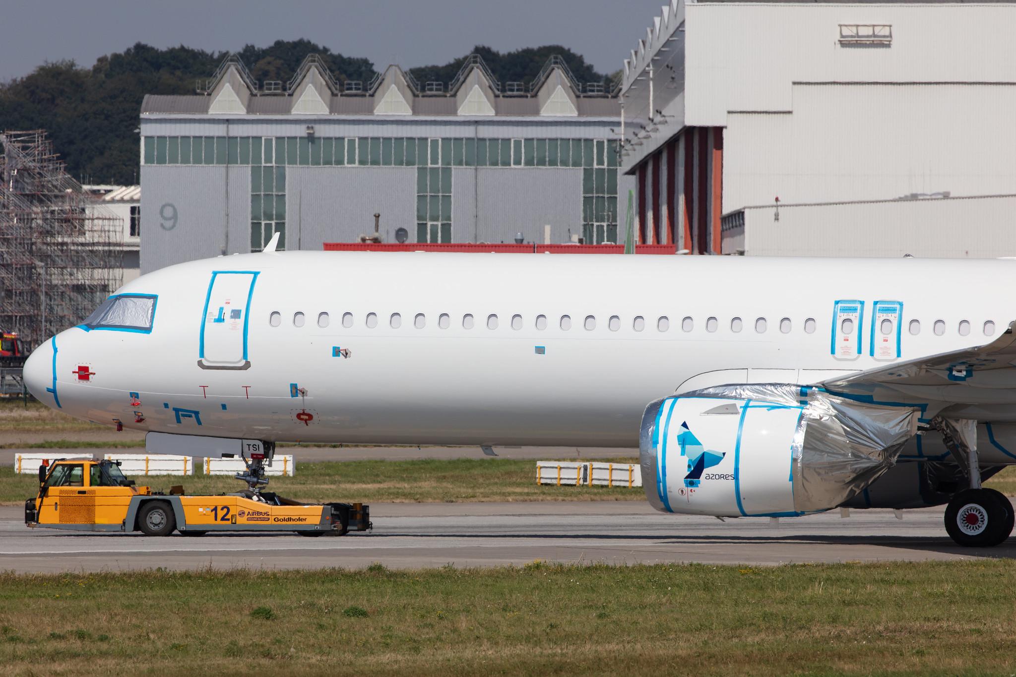 Hamburg Finkenwerder: Azores Airlines (S4 / RZO) |  Airbus A321-253NX A21N | D-AYAK (CS-TSI) | MSN 10074