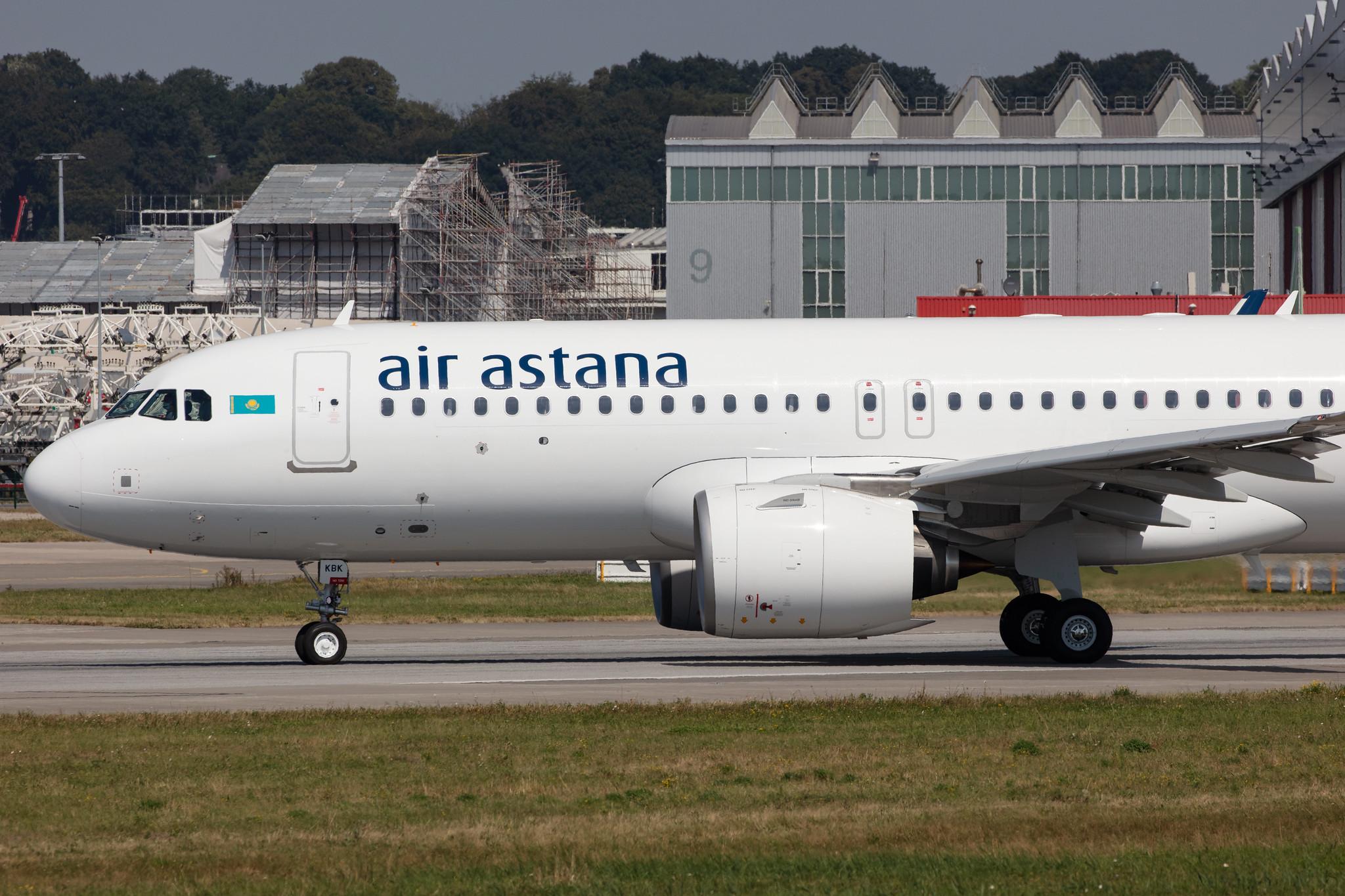 Hamburg Finkenwerder: Air Astana (KC / KZR) |  Airbus A320-271N A20N | D-AUAI (P4-KBK ) | MSN 9459