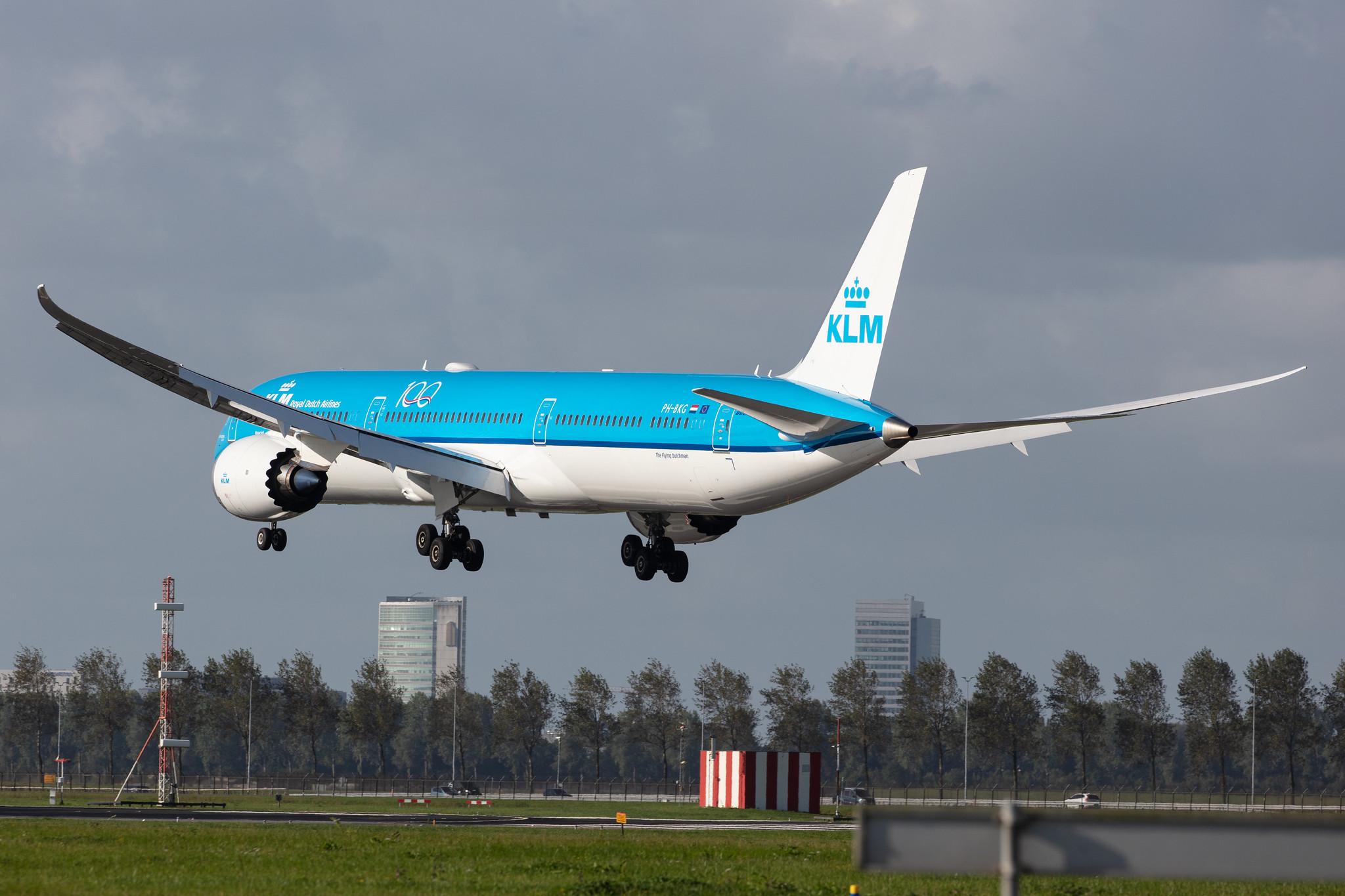 Amsterdam Airport Schiphol: KLM (KL / KLM) |  Boeing 787-10 Dreamliner B78X | PH-BKG | MSN 42508