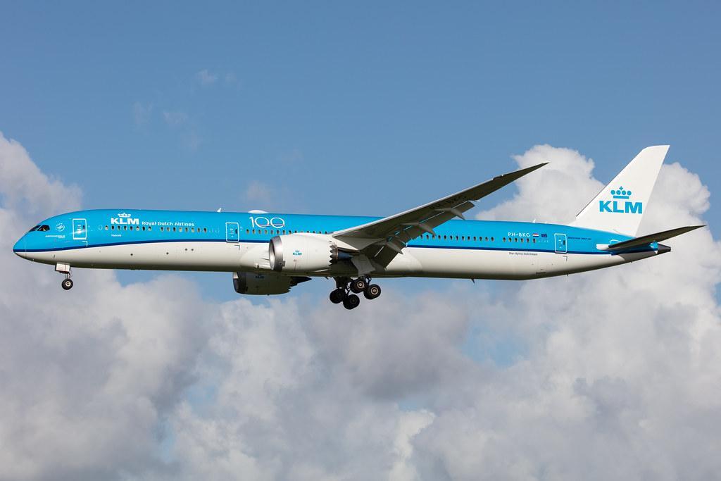 Amsterdam Airport Schiphol: KLM (KL / KLM) |  Boeing 787-10 Dreamliner B78X | PH-BKG | MSN 42508