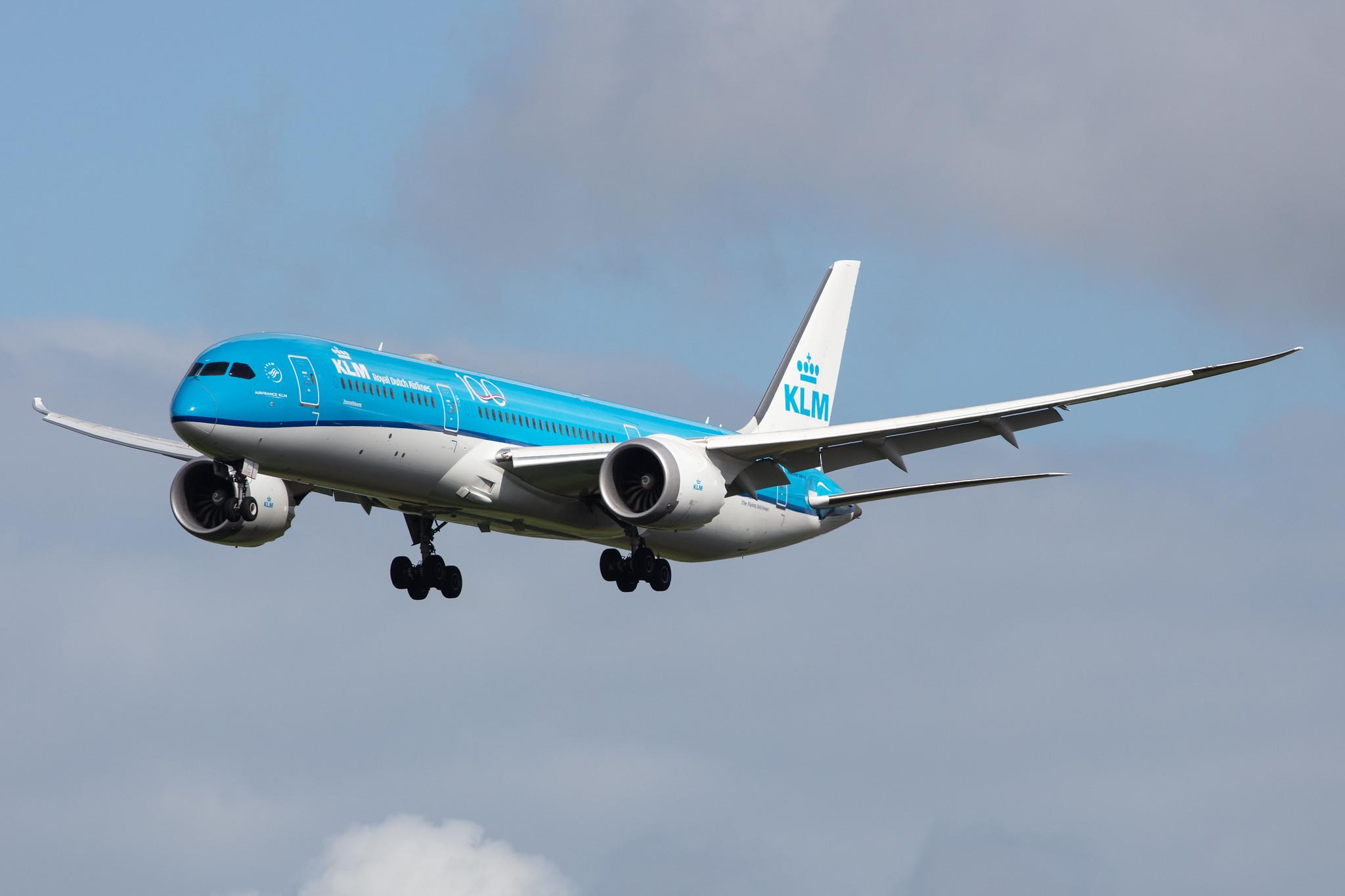 Amsterdam Airport Schiphol: KLM (KL / KLM) |  Boeing 787-9 Dreamliner B789 | PH-BHC | MSN 38760