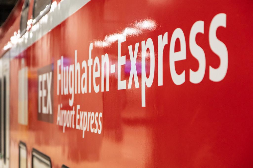 Flughafen Berlin Brandenburg: FEX Flughafen-Express Airport Express