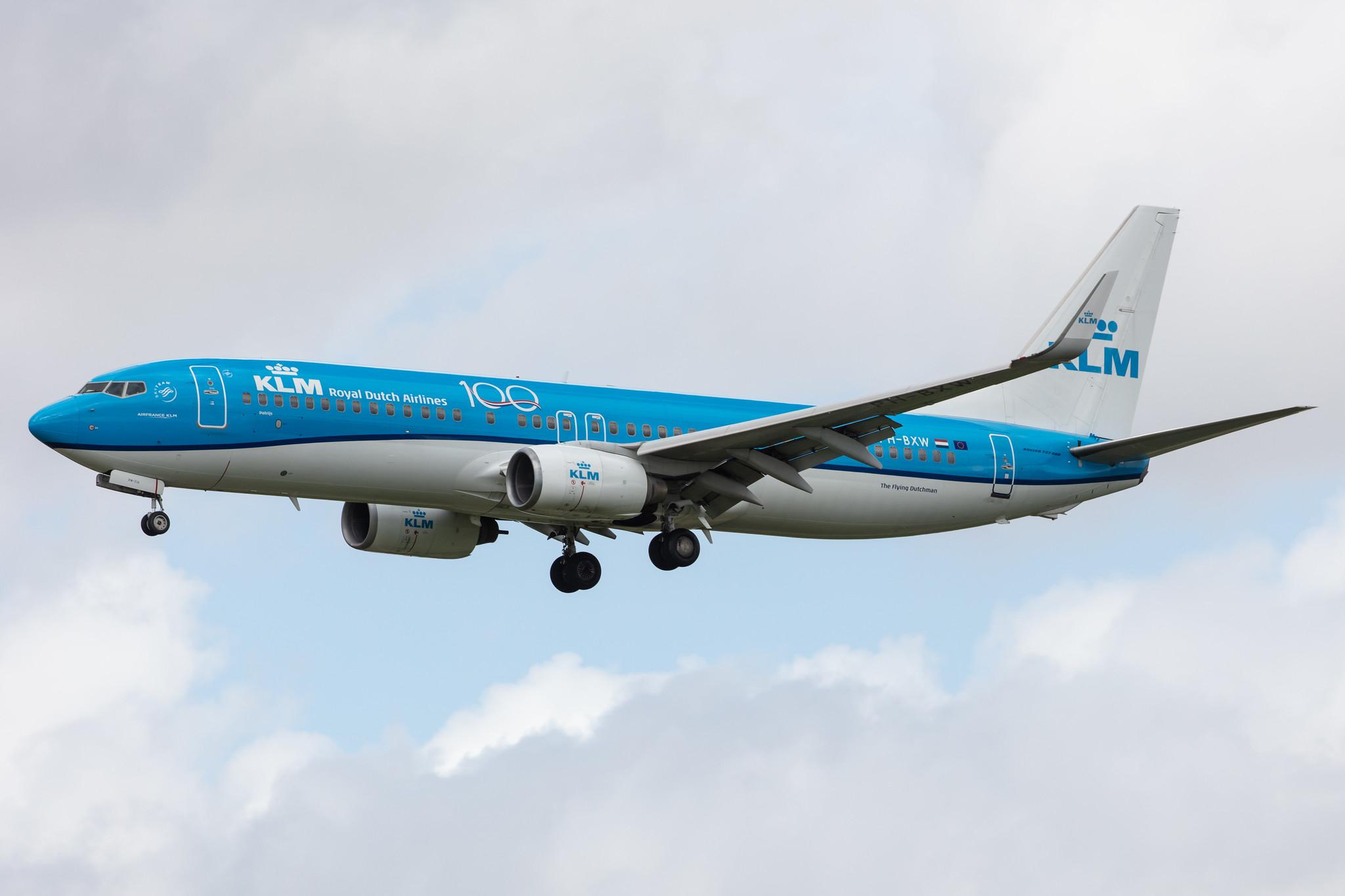 Amsterdam Airport Schiphol: KLM (KL / KLM) |  Boeing 737-8K2 B738 | PH-BXW | MSN 30360