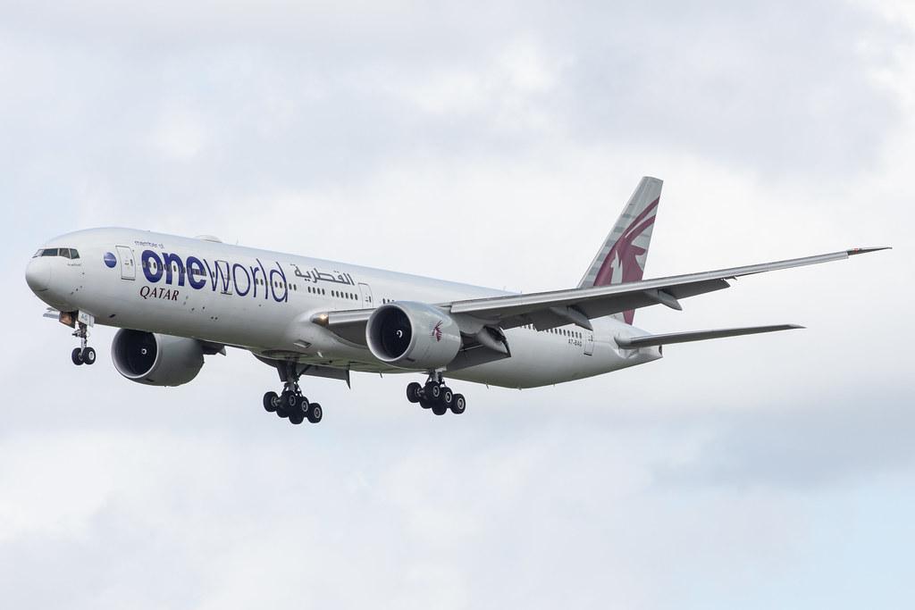 Amsterdam Airport Schiphol: Qatar Airways (QR / QTR) |  Livery: Oneworld Livery |  Boeing 777-3DZ(ER) B77W | A7-BAG | MSN 36014