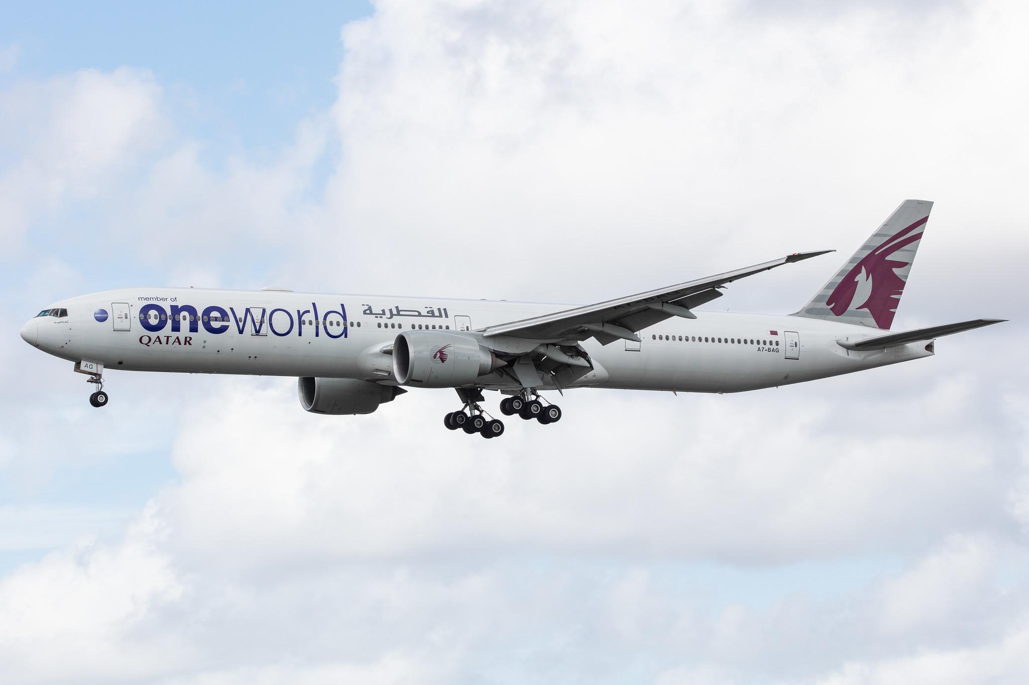 Amsterdam Airport Schiphol: Qatar Airways (QR / QTR) |  Livery: Oneworld Livery |  Boeing 777-3DZ(ER) B77W | A7-BAG | MSN 36014