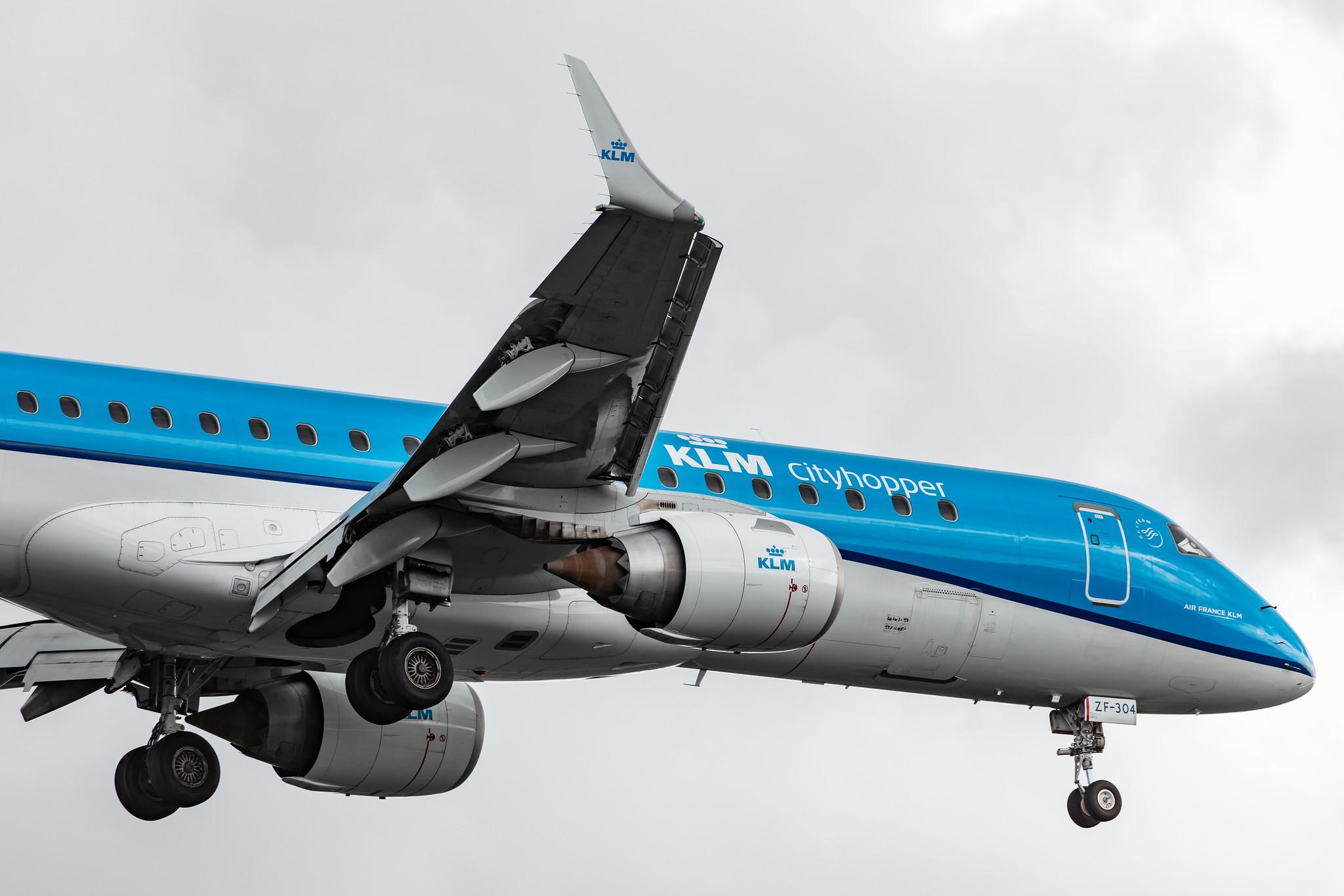 Amsterdam Airport Schiphol: KLM (KL / KLM) | Operator: KLM Cityhopper |  Embraer E190STD E190 | PH-EZF | MSN 19000304