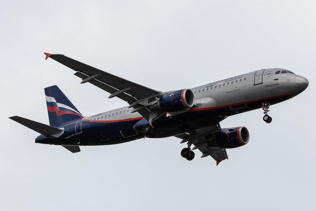 Amsterdam Airport Schiphol: Aeroflot (SU / AFL) |  Airbus A320-214 A320 | VQ-BIR | MSN 4625