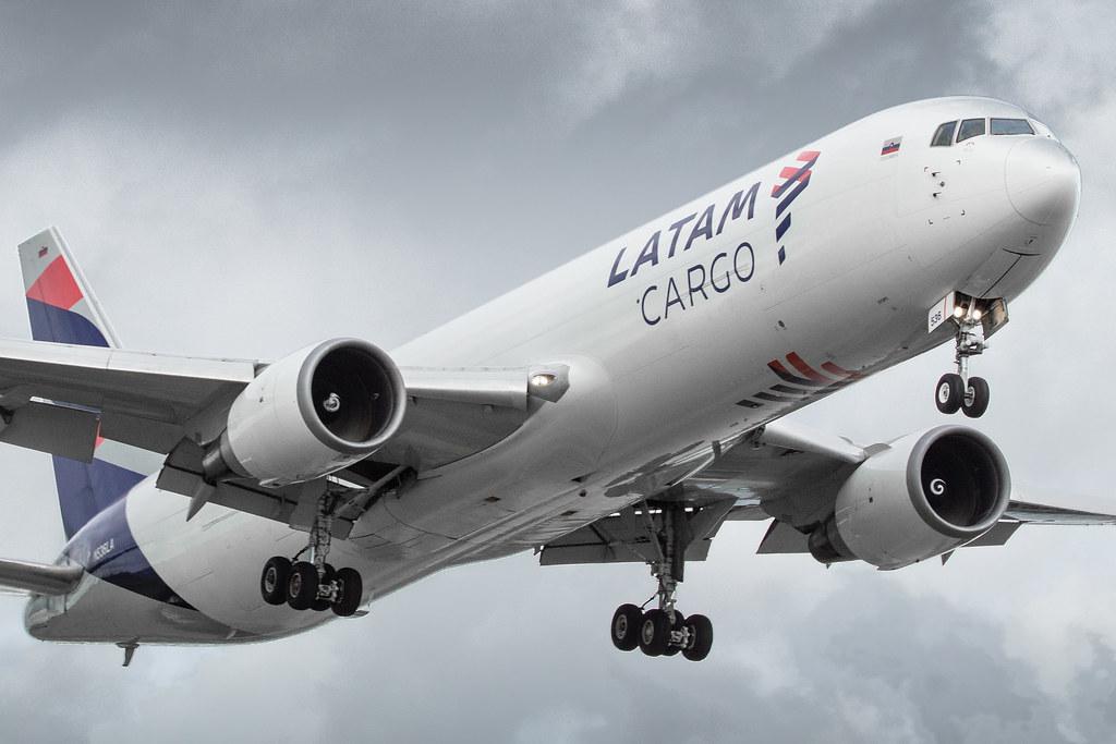 Amsterdam Airport Schiphol: LATAM Cargo (UC / LCO) | Operator: LATAM Cargo Colombia |  Boeing 767-316F(ER) B763 | N536LA | MSN 32573