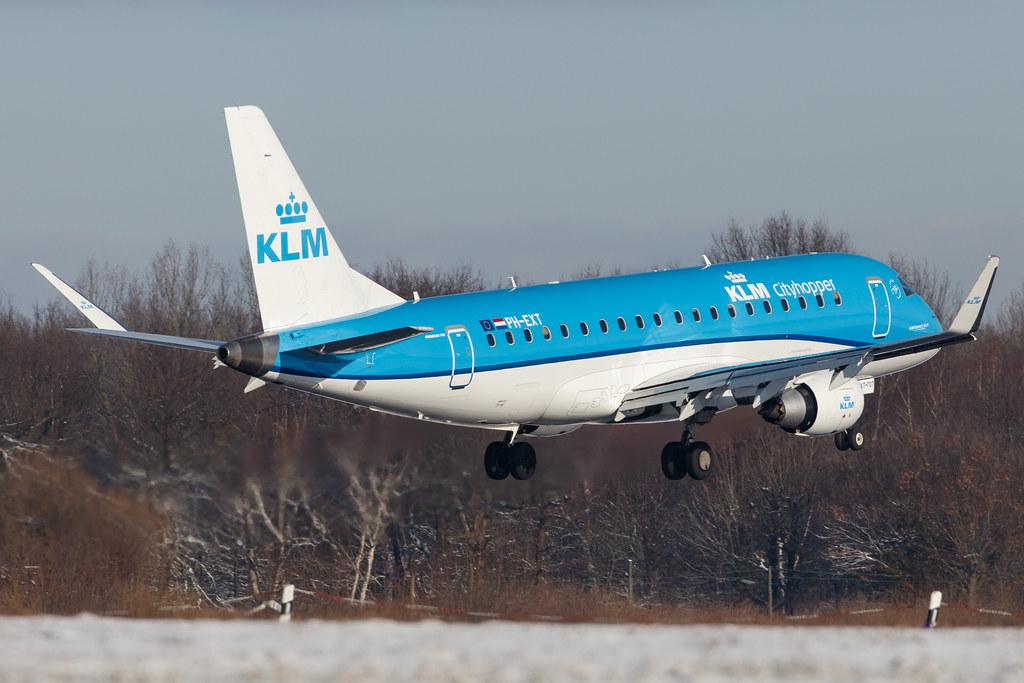 Hamburg Airport: KLM (KL / KLM) | Operator: KLM Cityhopper |  Embraer E175STD E75L | PH-EXT | MSN 17000707