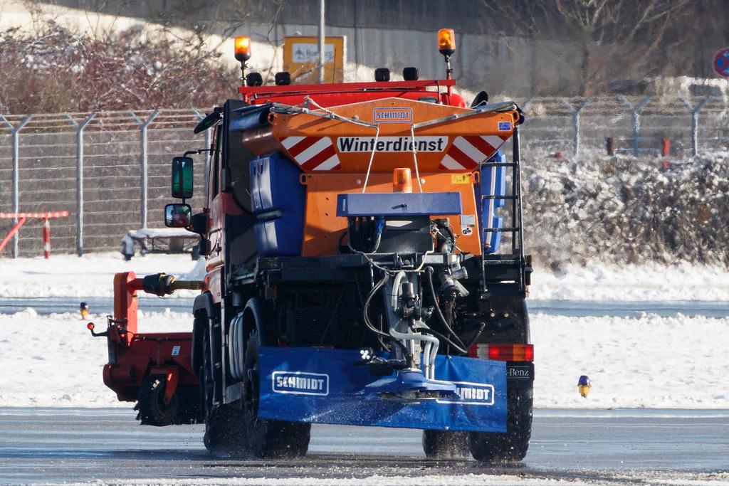 Hamburg Airport: Schneeräumung | Winterdienst