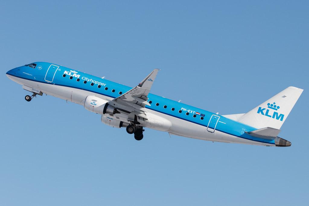 Hamburg Airport: KLM (KL / KLM) | Operator: KLM Cityhopper |  Embraer E175STD E75L | PH-EXT | MSN 17000707