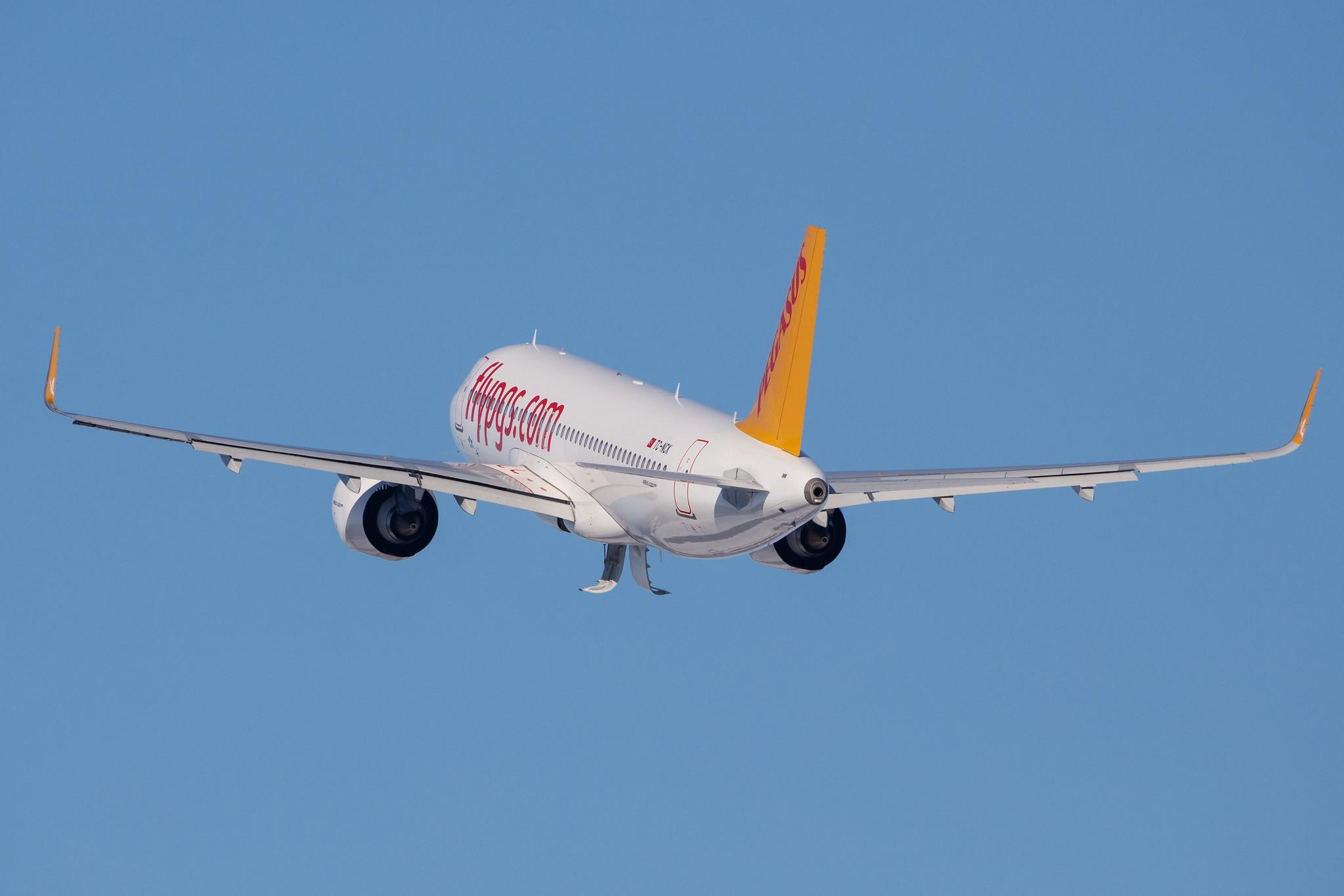 Hamburg Airport: Pegasus (PC / PGT) | Operator: Pegasus Airlines |  Airbus A320-251N A20N | TC-NCK | MSN 09393