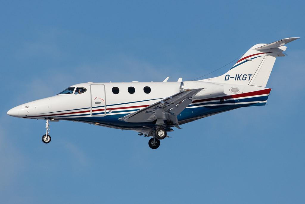 Hamburg Airport: Private owner |  Beech 390 Premier I PRM1 | D-IKGT | MSN RB-64