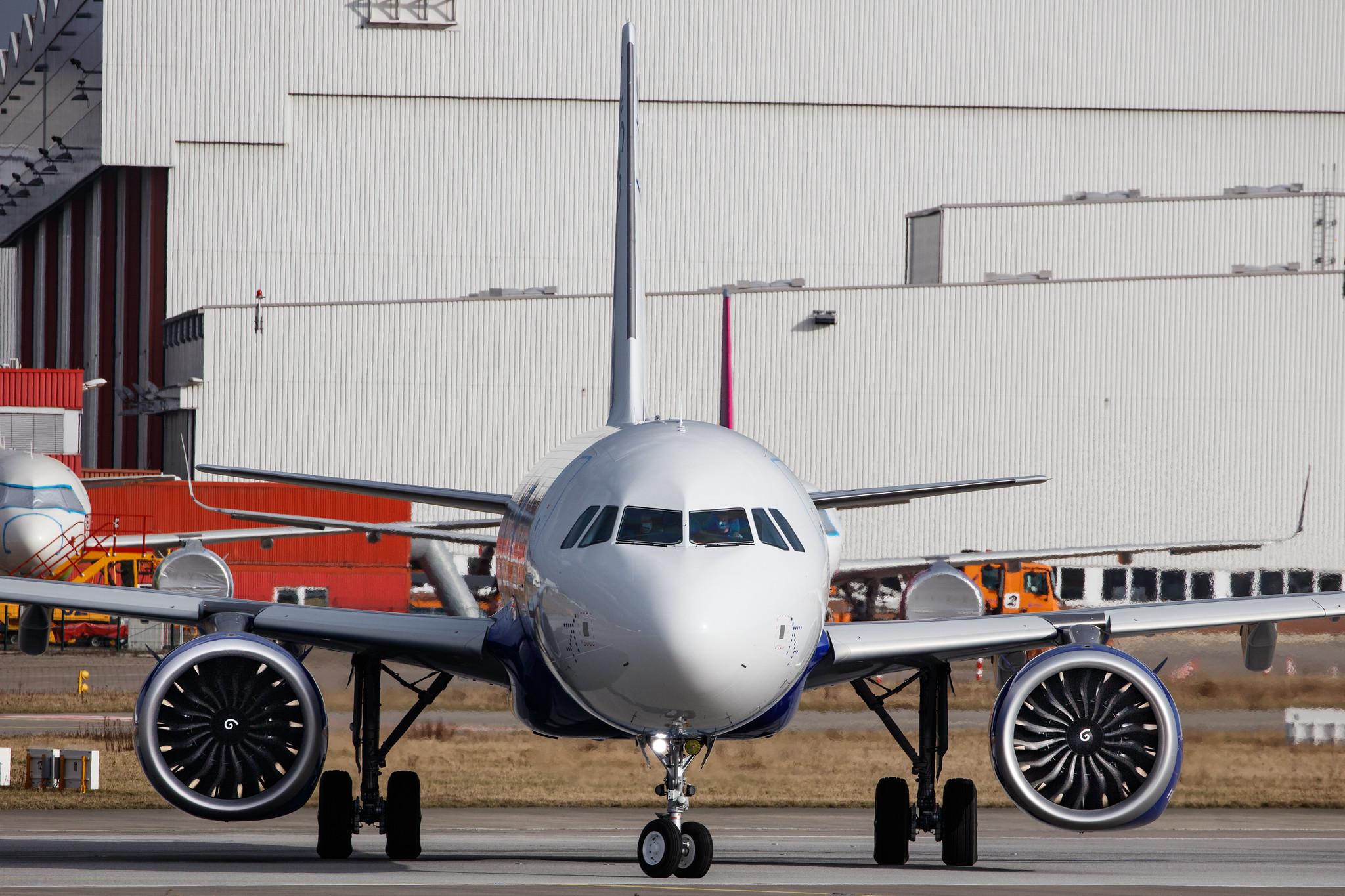 Hamburg Finkenwerder: IndiGo (6E / IGO) |  Airbus A321-251NX A21N | D-AZAN | MSN 10296