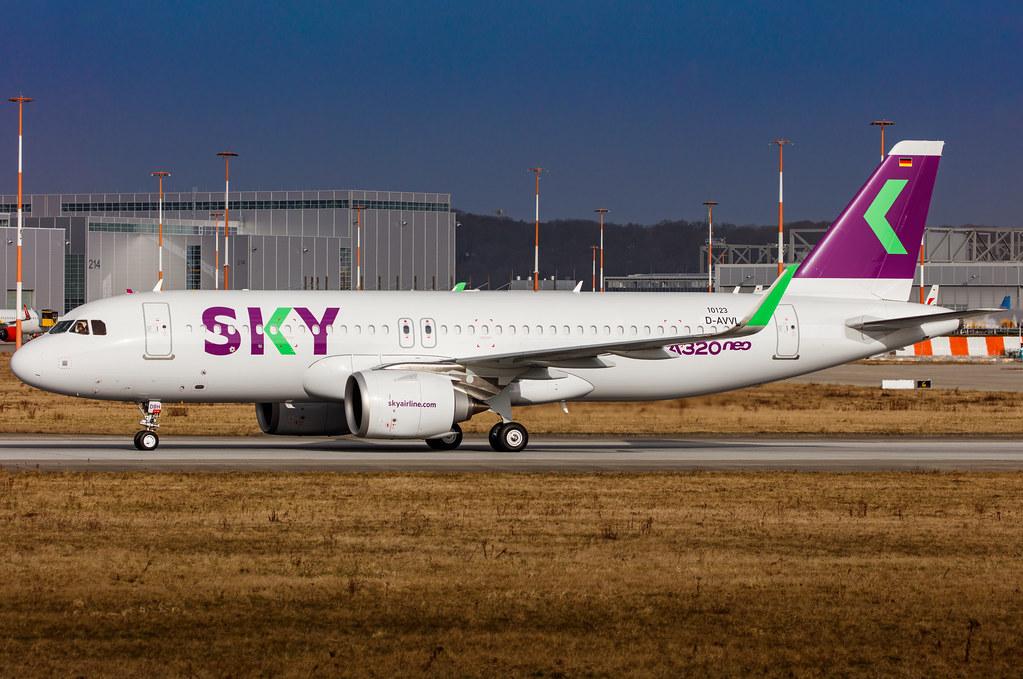 Hamburg Finkenwerder: Sky Airline (H2 / SKU) | Airbus A320-251N A20N | D-AVVL | MSN 10123