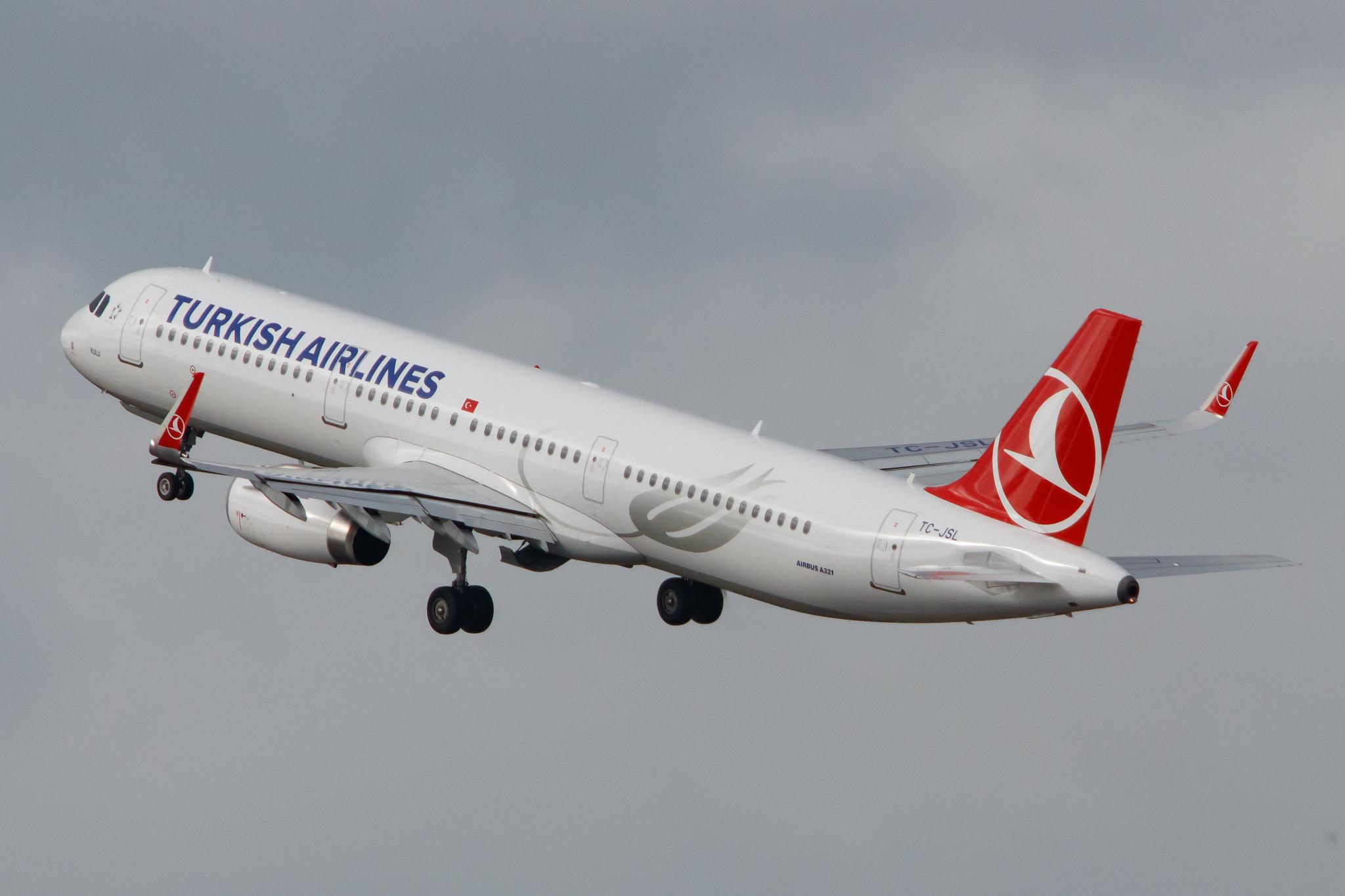 Hamburg Airport: Turkish Airlines (TK / THY) |  Airbus A321-231 A321 | TC-JSL | MSN 5667