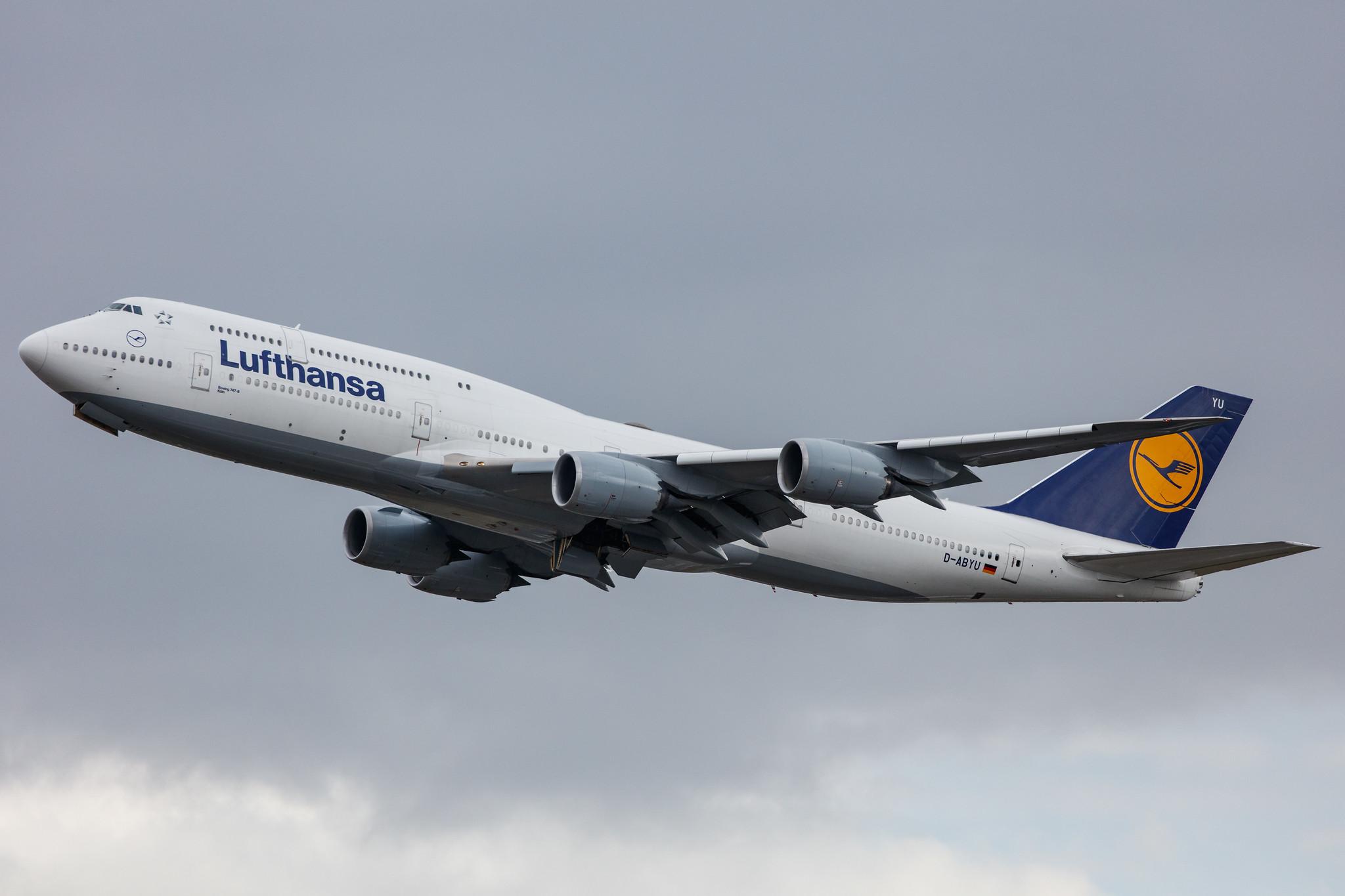 Hamburg Airport: Lufthansa (LH / DLH) |  Boeing 747-830 B748 | D-ABYU | MSN 37845