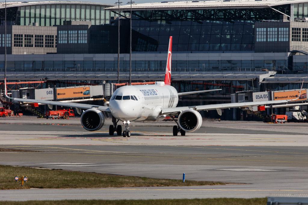 Hamburg Airport: Turkish Airlines (TK / THY) |  Airbus A321-271NX A21N | TC-LSL | MSN 09000