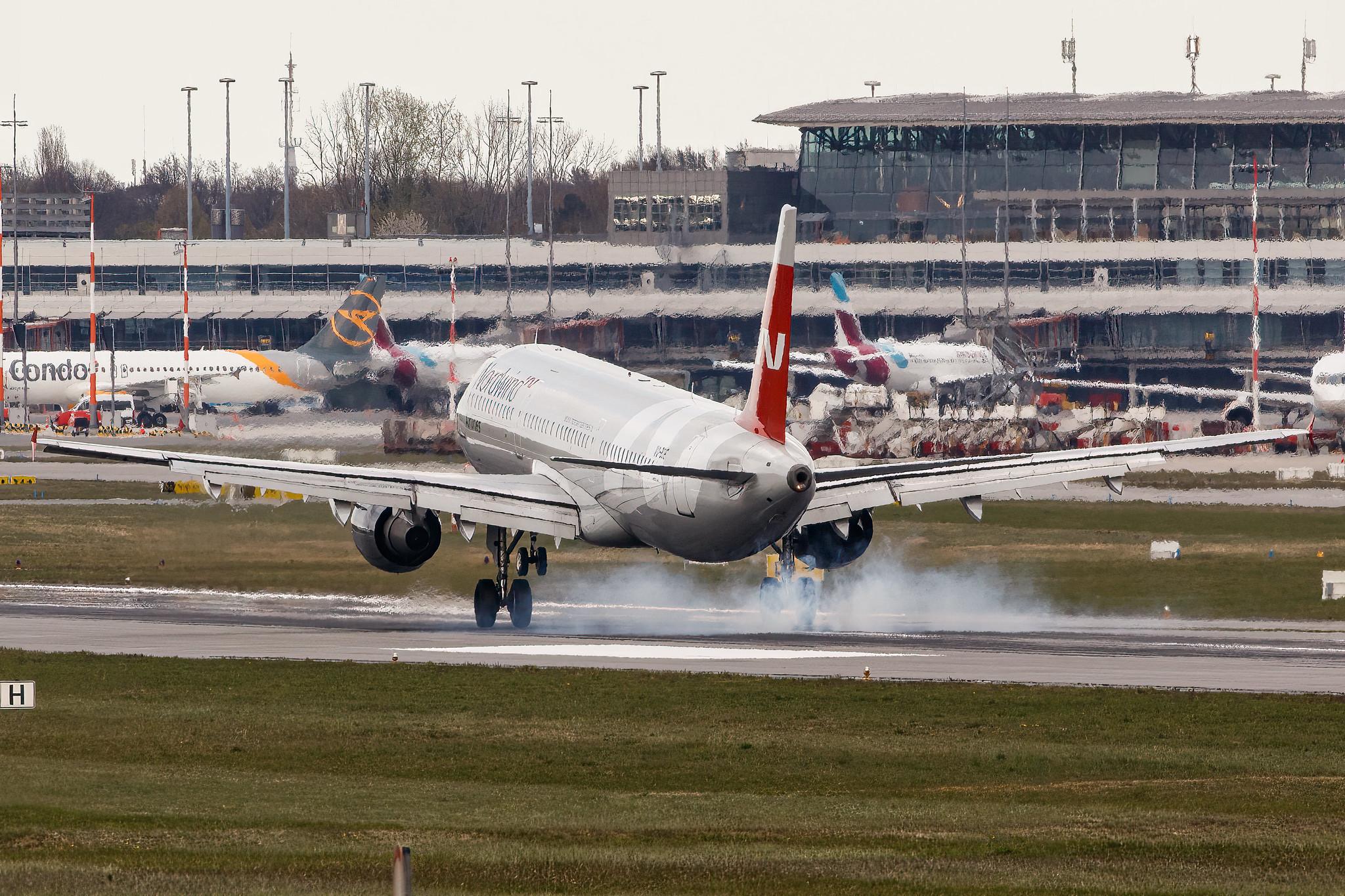 Hamburg Airport: Nordwind Airlines (N4 / NWS) |  Airbus A321-211 A321 | VQ-BOE | MSN 1219