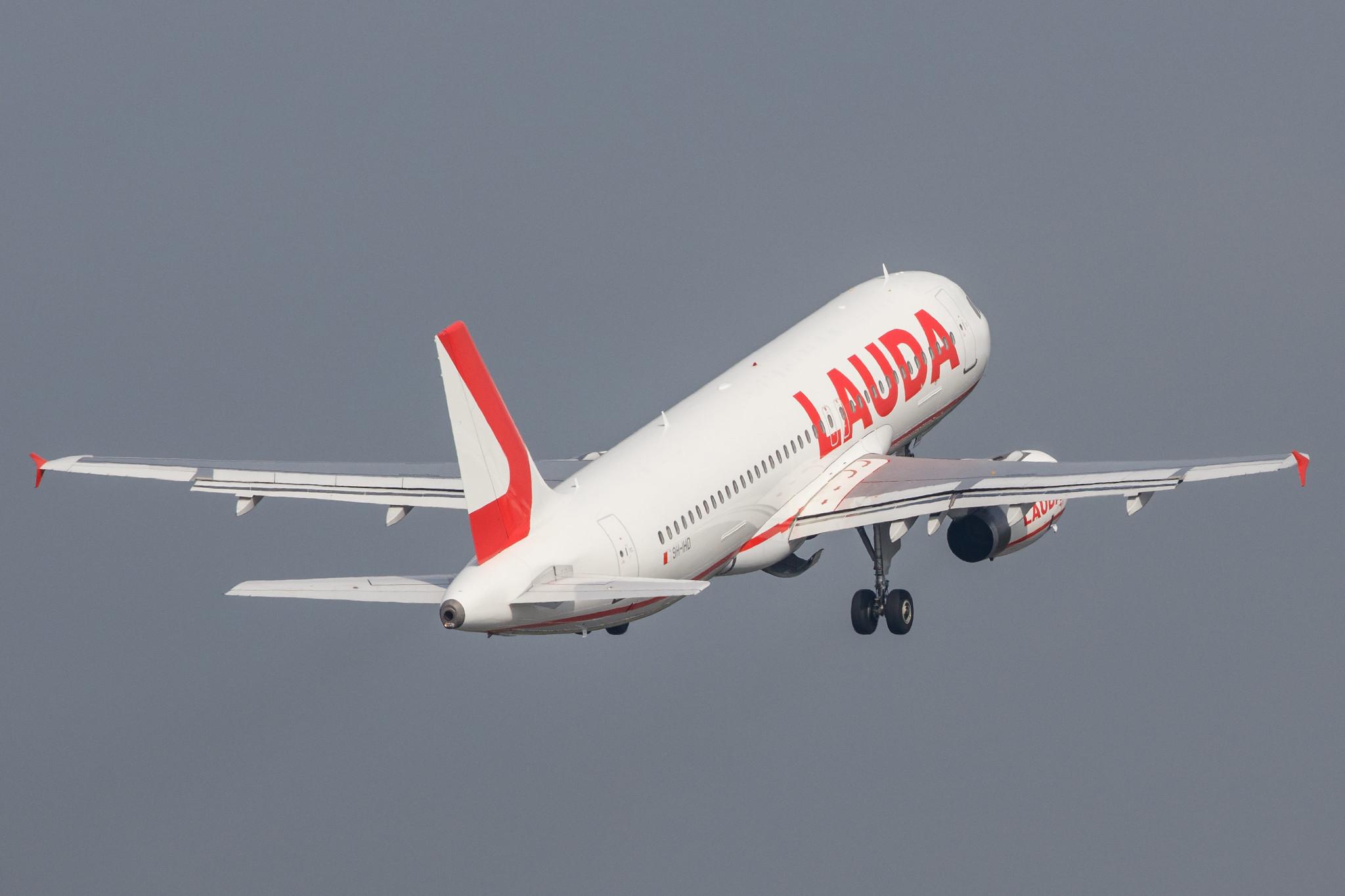 Hamburg Airport: Lauda Europe (LW / LDA) |  Airbus A320-232 A320 | 9H-IHD | MSN 03270