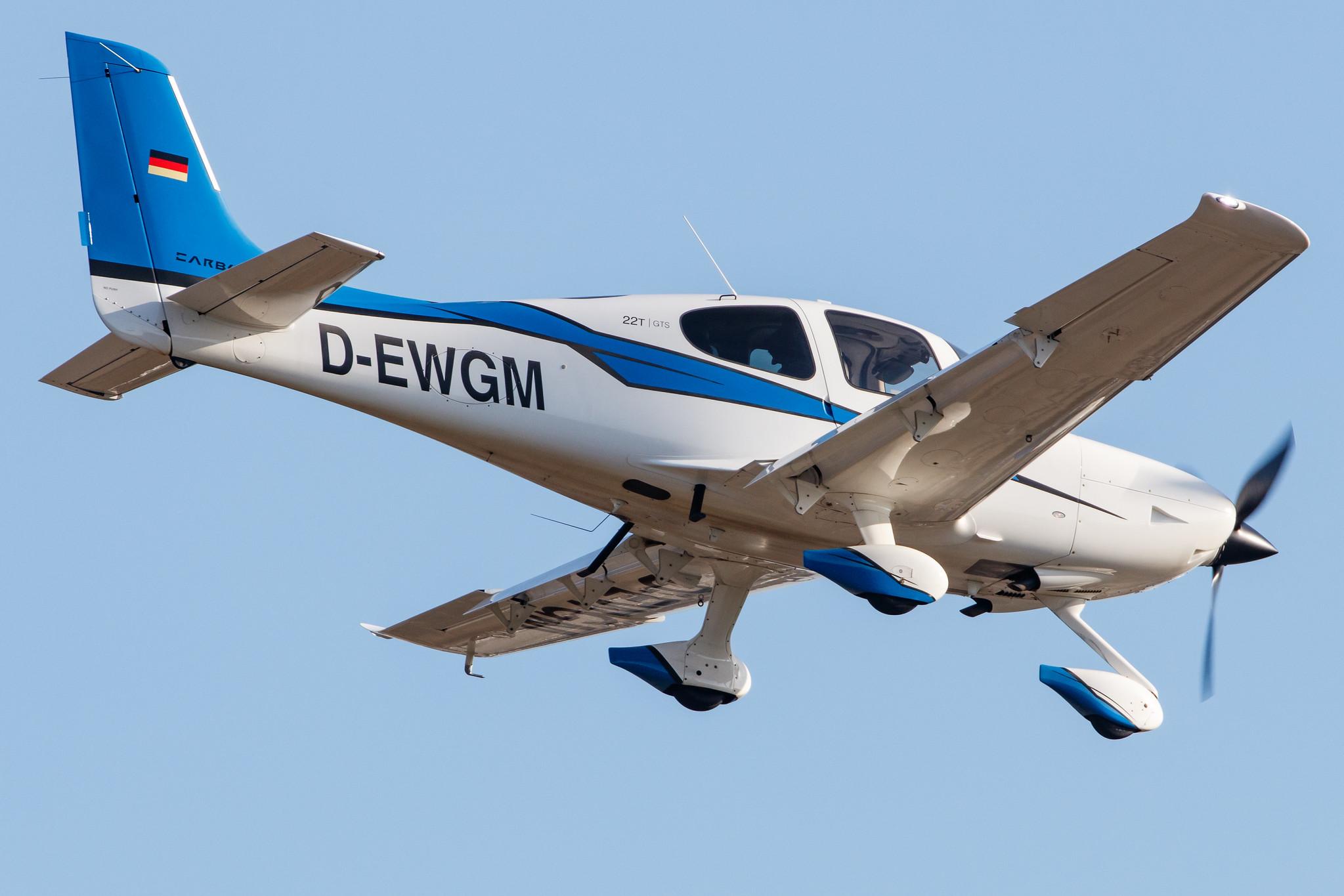 Hamburg Airport: Private owner |  Cirrus SR22T S22T | D-EWGM | MSN 0797