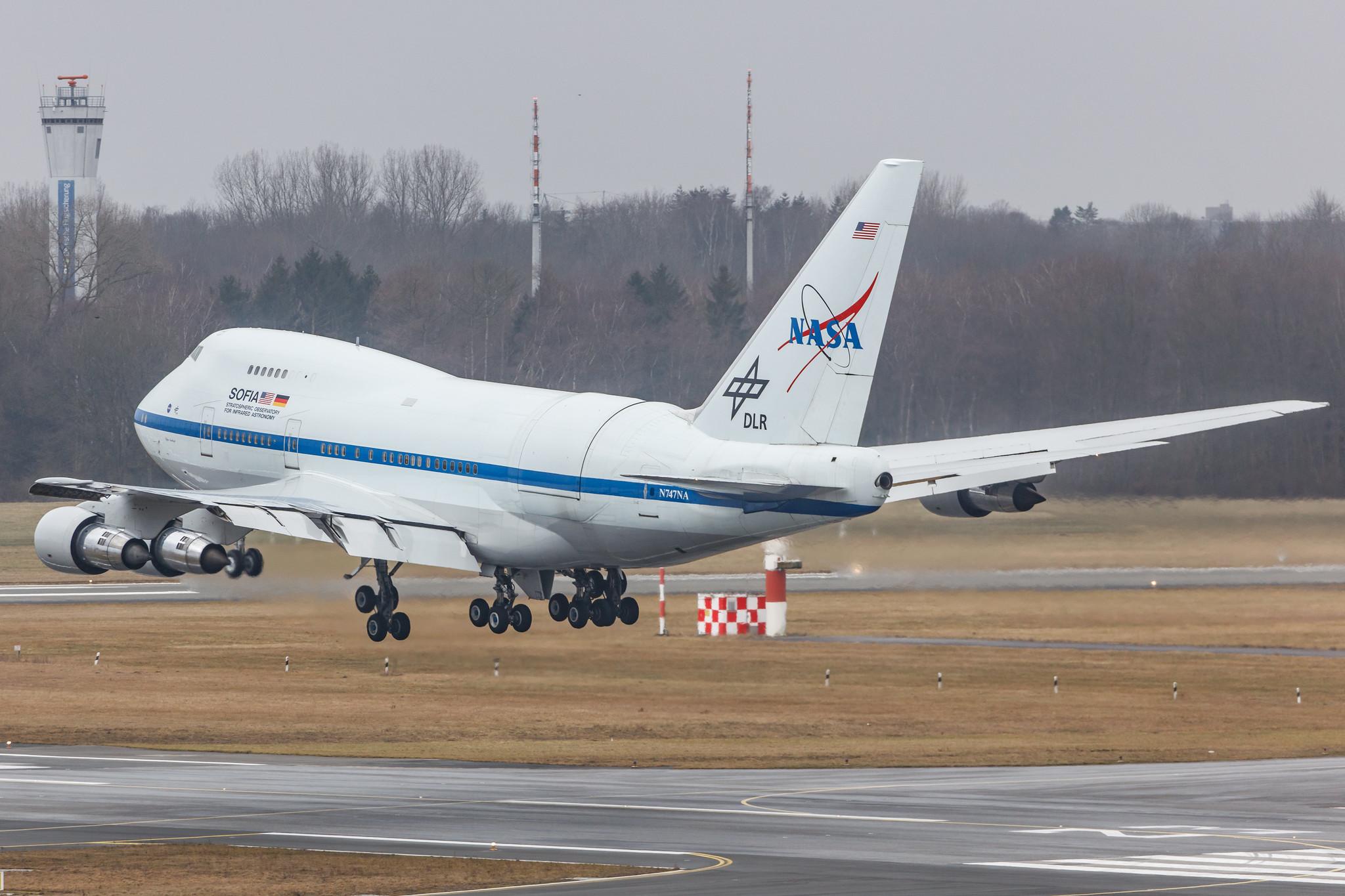 Hamburg Airport: NASA |  Boeing 747SP-21 B74S | N747NA | MSN 21441