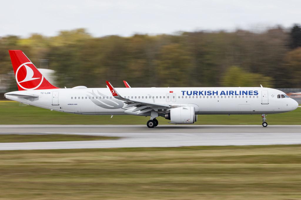 Hamburg Airport: Turkish Airlines (TK / THY) |  Airbus A321-271NX A21N | TC-LSN | MSN 09076