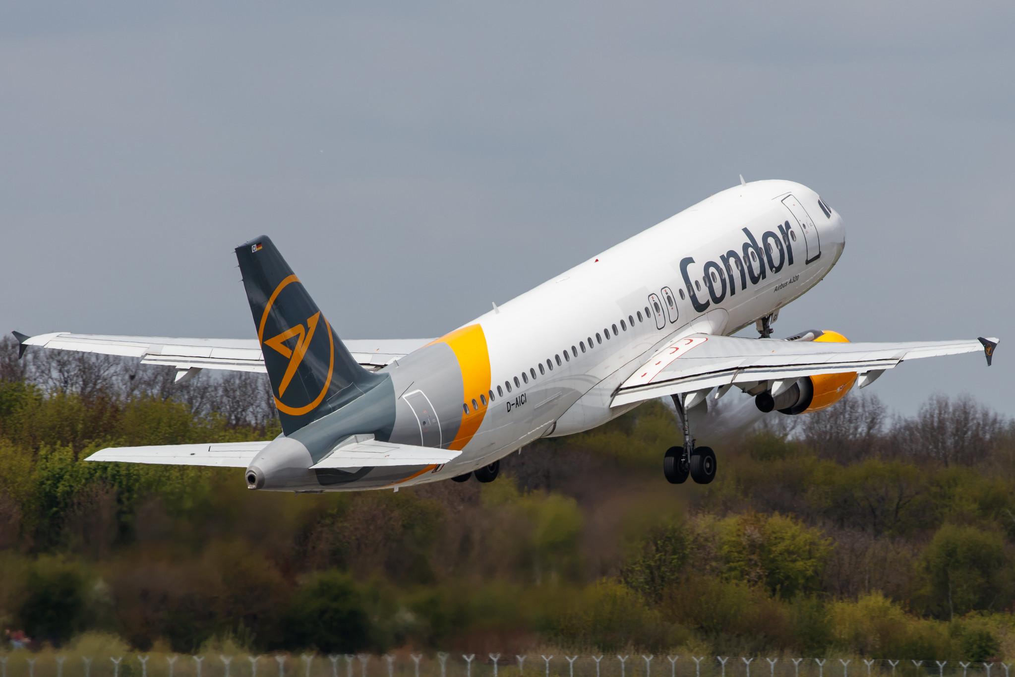 Hamburg Airport: Condor (DE / CFG) |  Airbus A320-212 A320 | D-AICI | MSN 1381