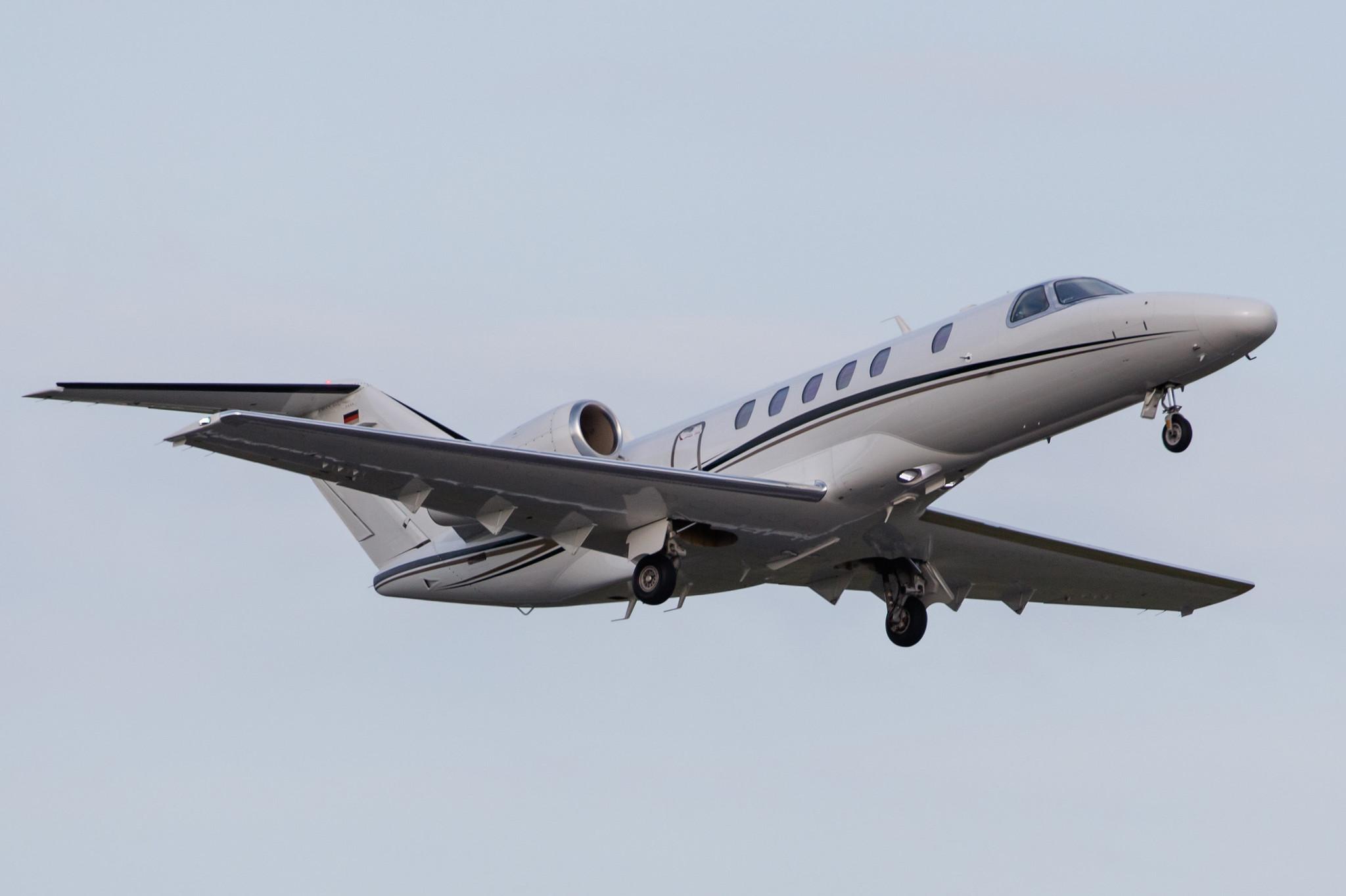 Hamburg Airport: JK JetKontor (/ JKH) |  Cessna 525C CitationJet CJ4 C25C | D-COLO | MSN 525C-0044