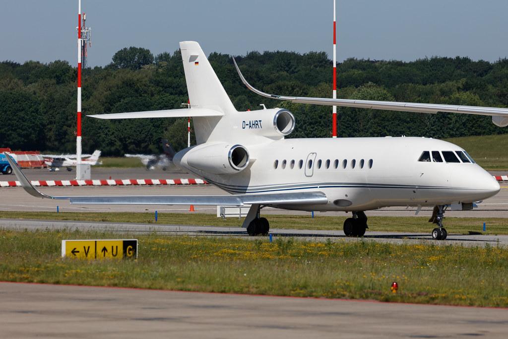 Hamburg Airport: Heron Luftfahrt |  Dassault Falcon 900LX F900 | D-AHRT | MSN 266