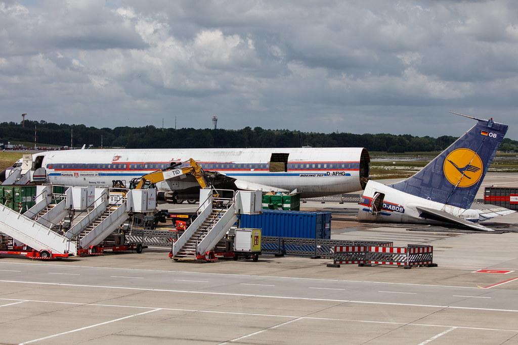 Hamburg Airport: Lufthansa (LH / DLH) | Boeing 707-430 B704 | D-ABOB | MSN 17720