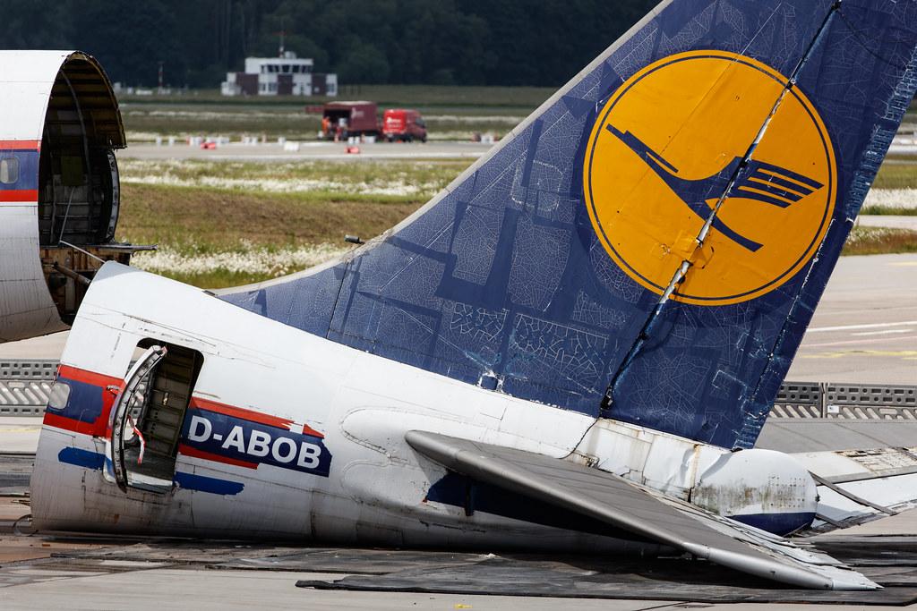 Hamburg Airport: Lufthansa (LH / DLH) | Boeing 707-430 B704 | D-ABOB | MSN 17720