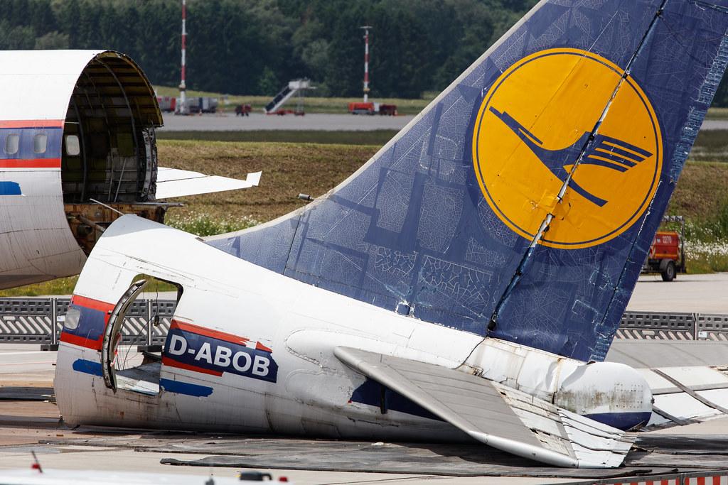 Hamburg Airport: Lufthansa (LH / DLH) | Boeing 707-430 B704 | D-ABOB | MSN 17720