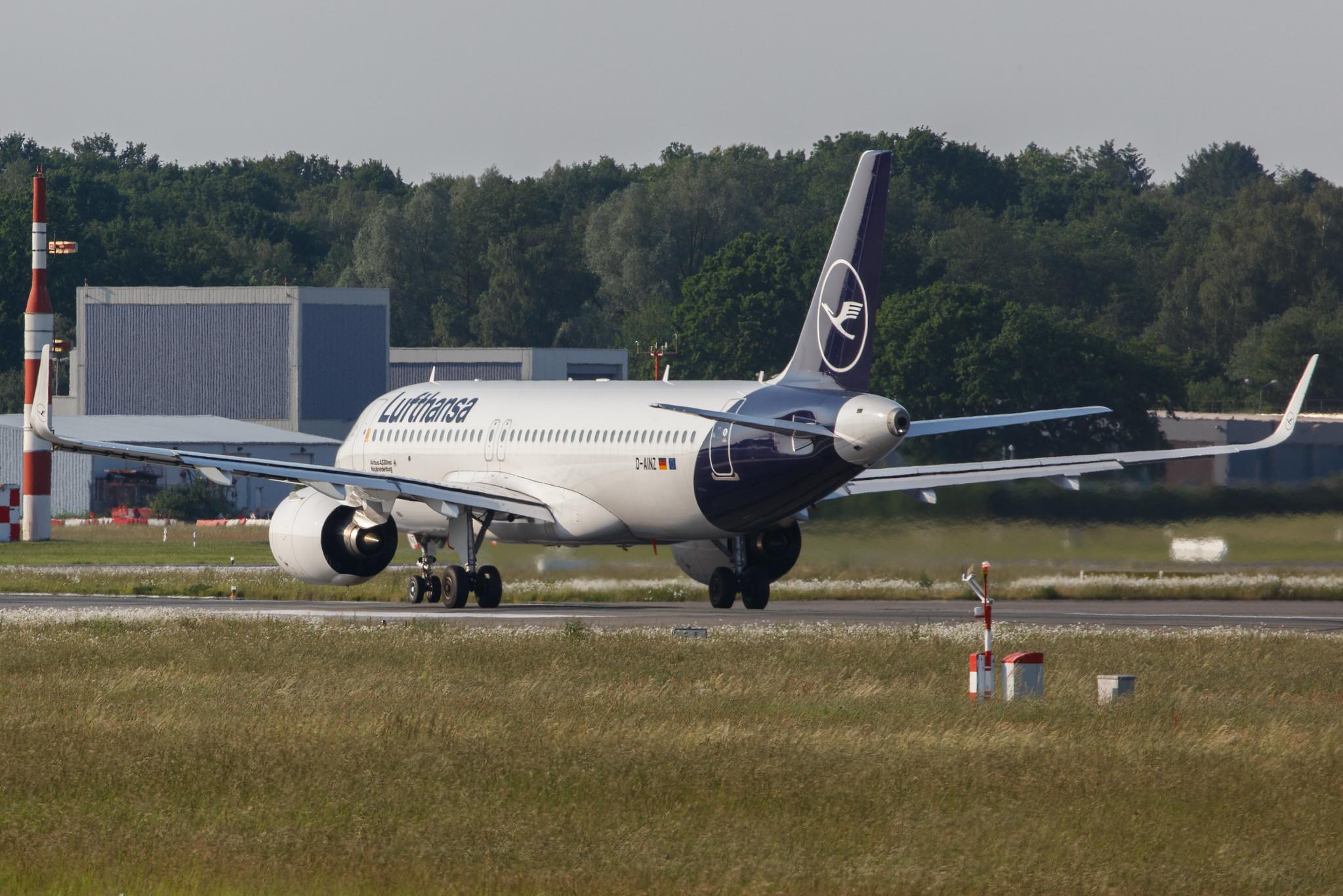 Hamburg Airport: Lufthansa (LH / DLH) |  Airbus A320-271N A20N | D-AINZ | MSN 9442