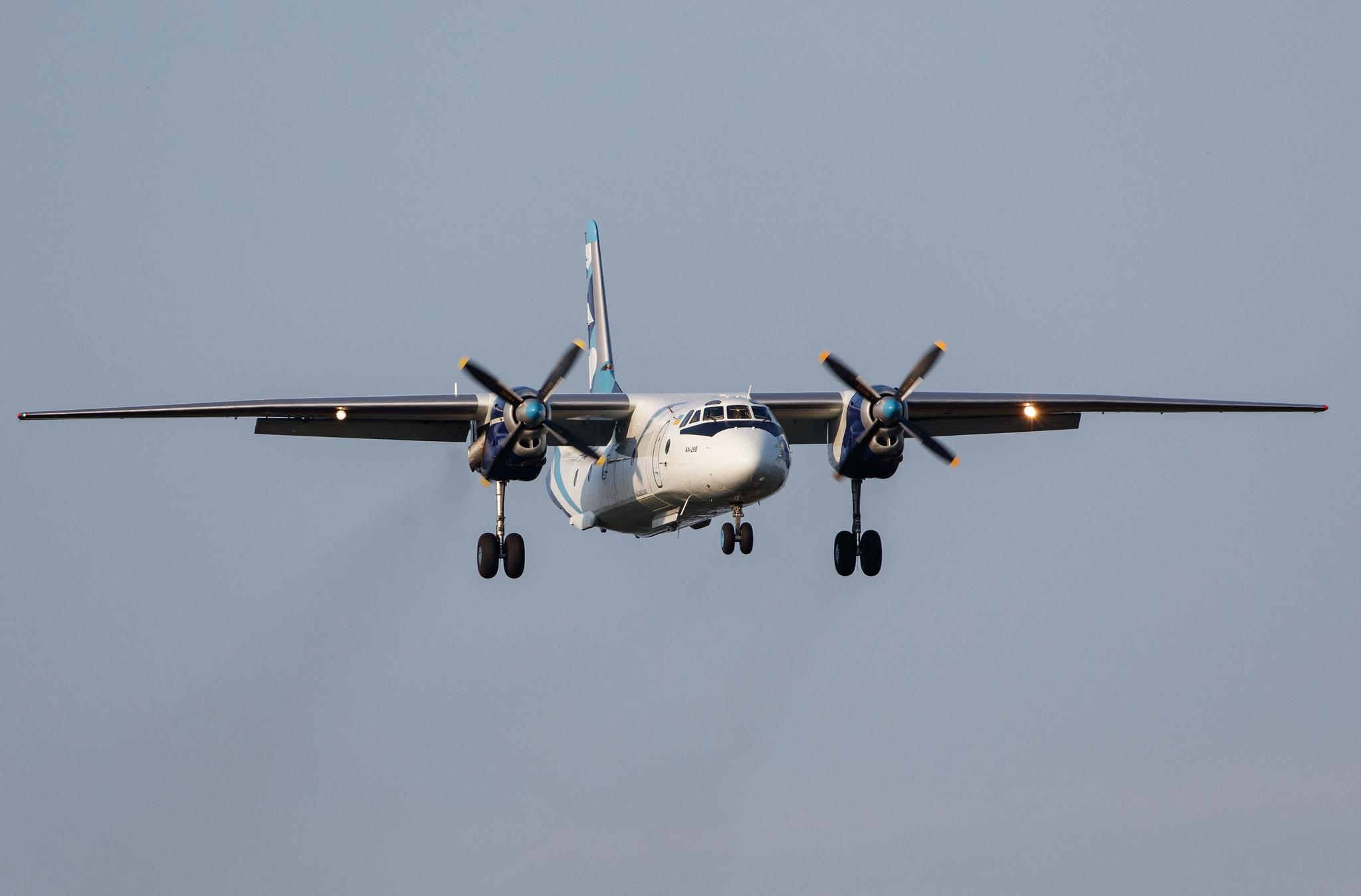Hamburg Airport: Vulkan Air |  Antonov An-26B AN26 | UR-CQV | MSN 13306